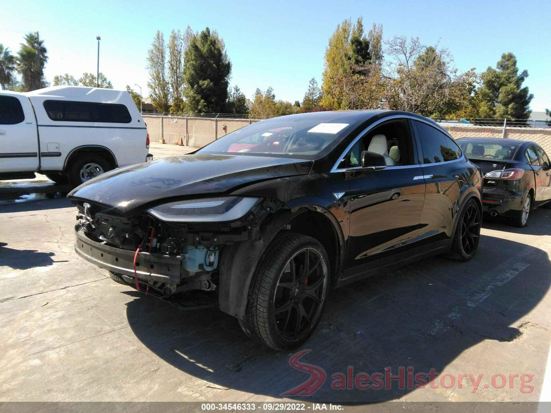 5YJXCBE4XGF016585 2016 TESLA MODEL X