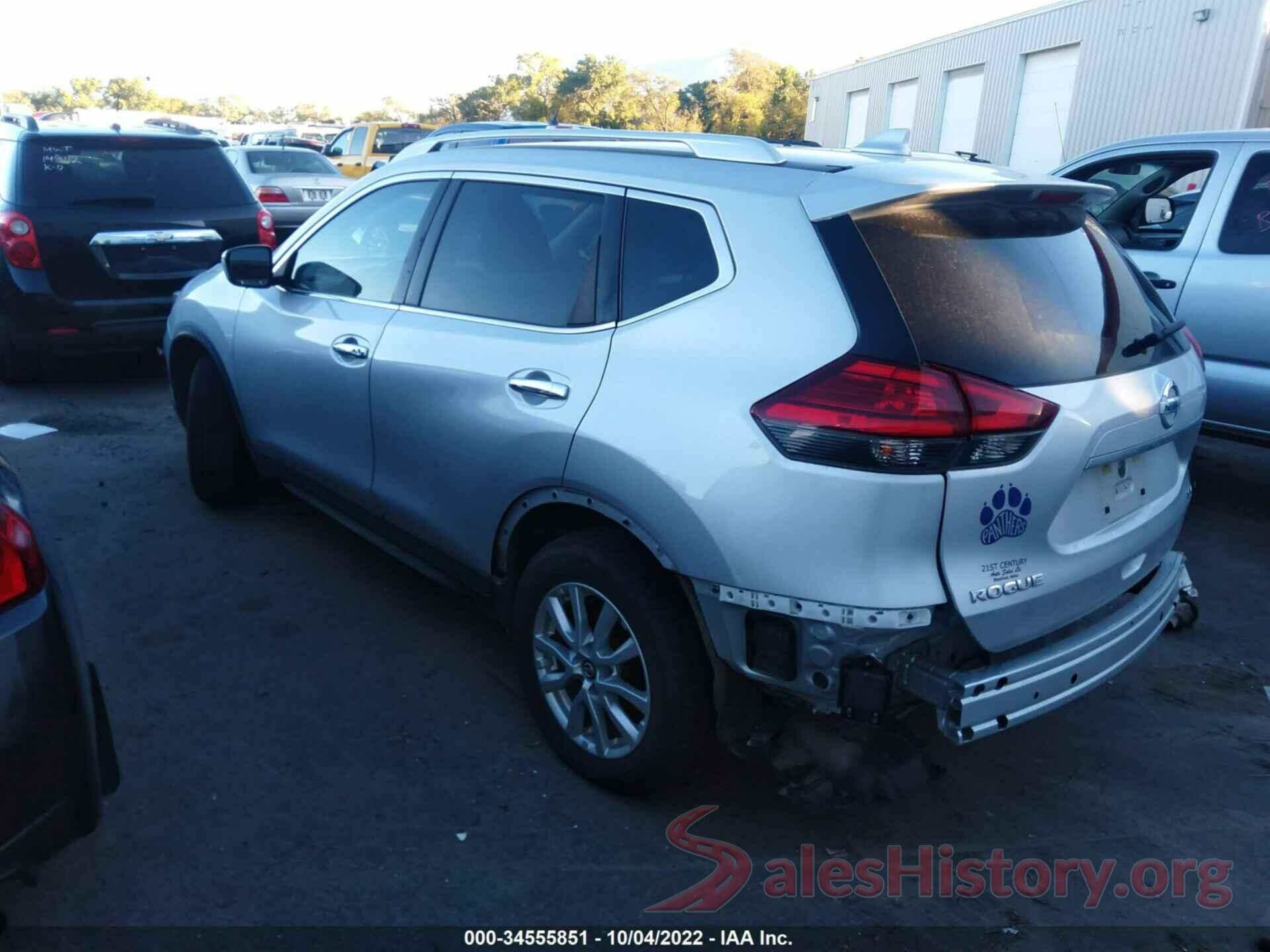 KNMAT2MV4HP530147 2017 NISSAN ROGUE