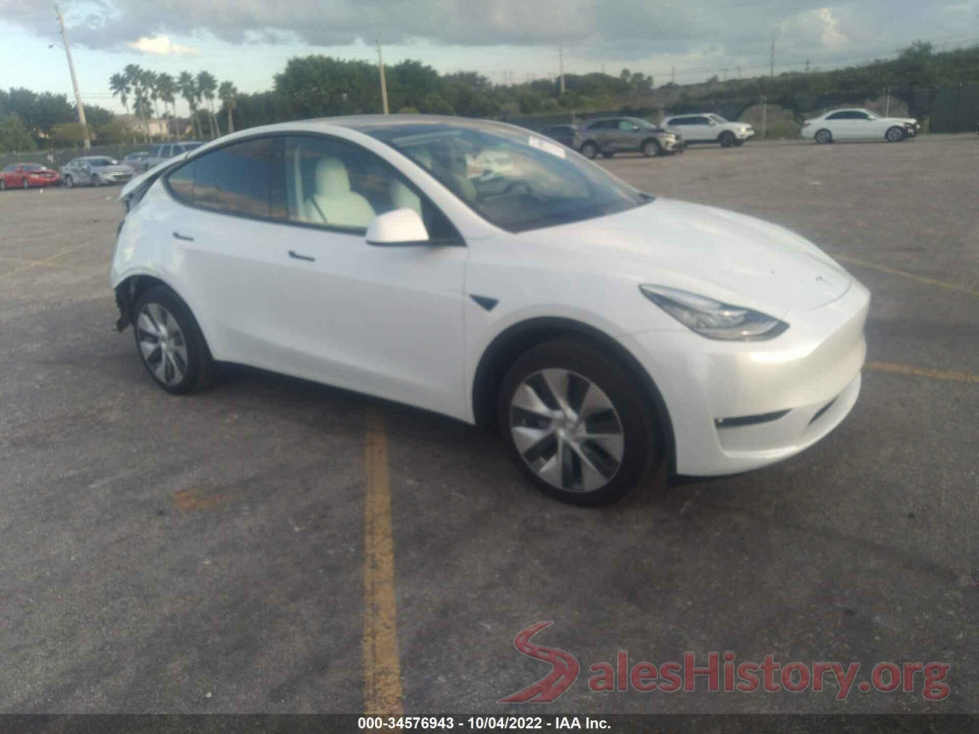 7SAYGDEE2NF467510 2022 TESLA MODEL Y