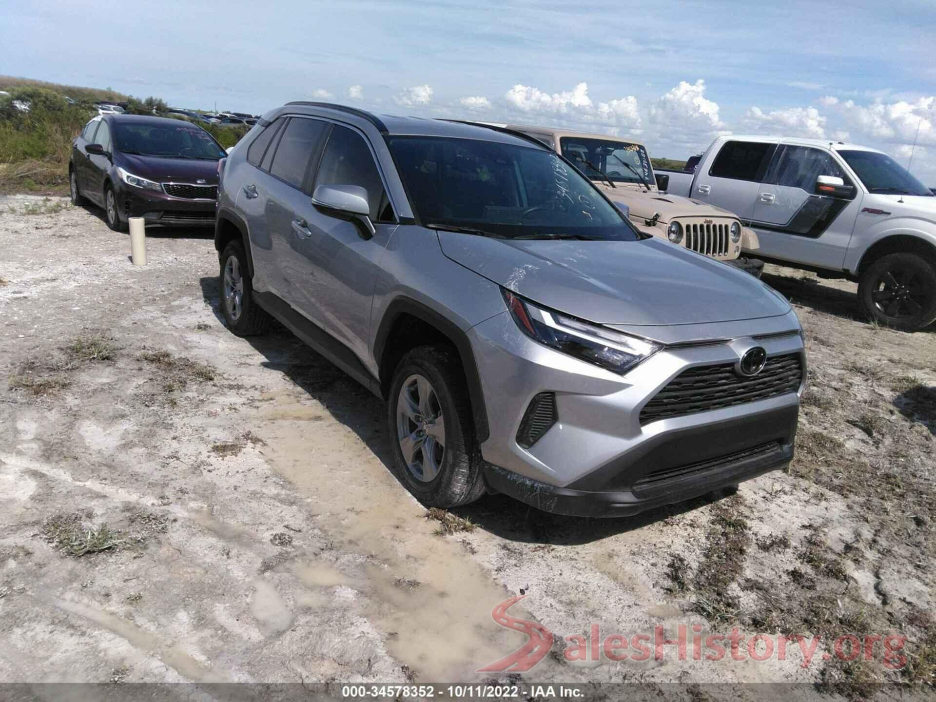 2T3W1RFV8NC173879 2022 TOYOTA RAV4