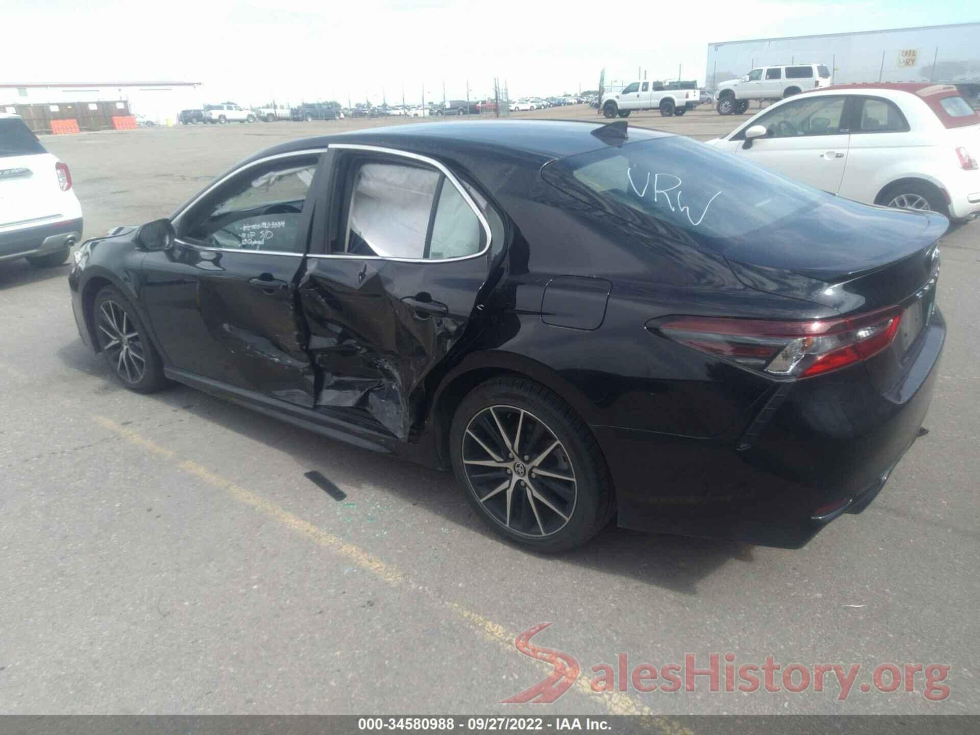 4T1G11AK3MU587614 2021 TOYOTA CAMRY