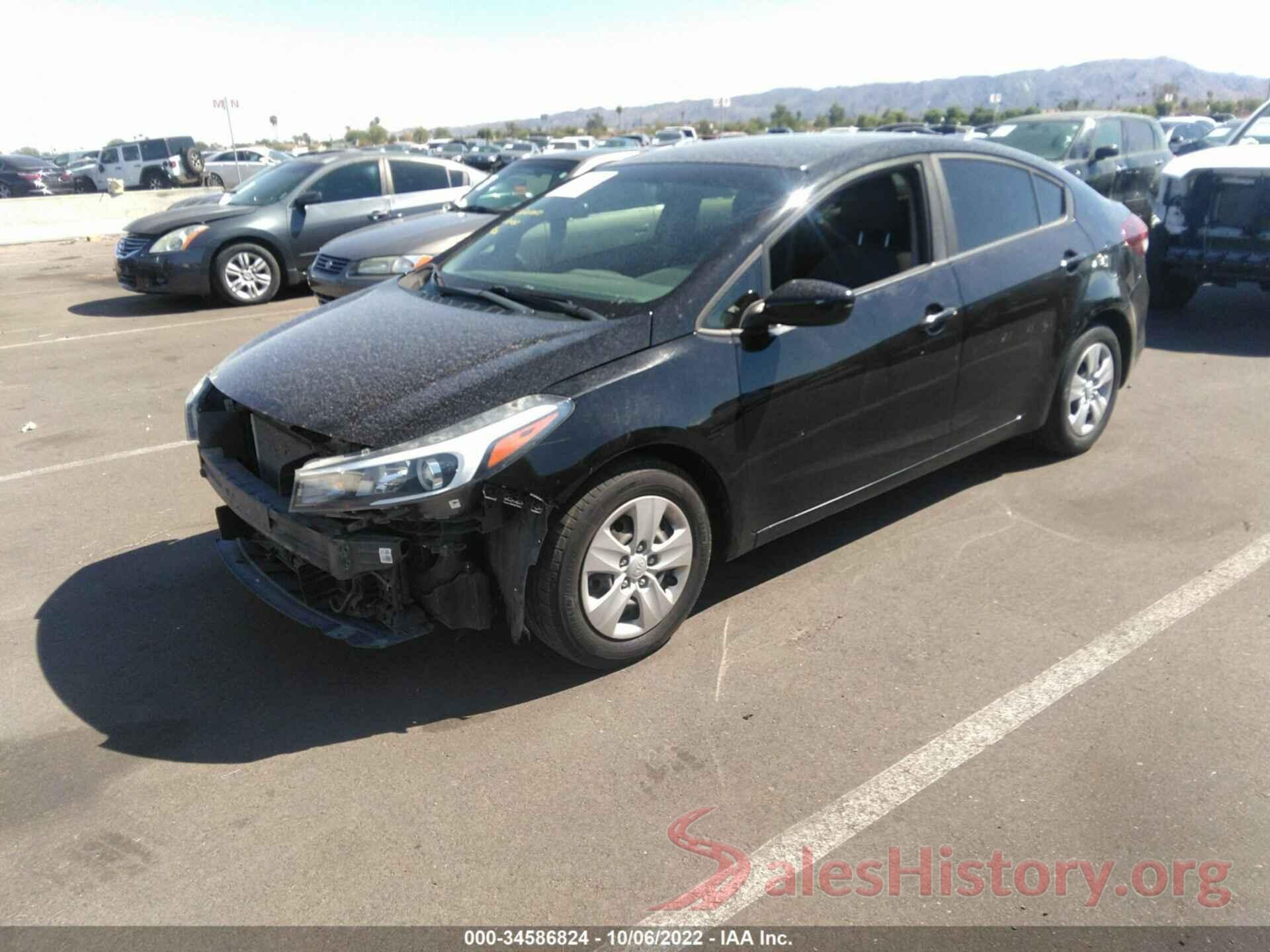 3KPFK4A70JE275187 2018 KIA FORTE