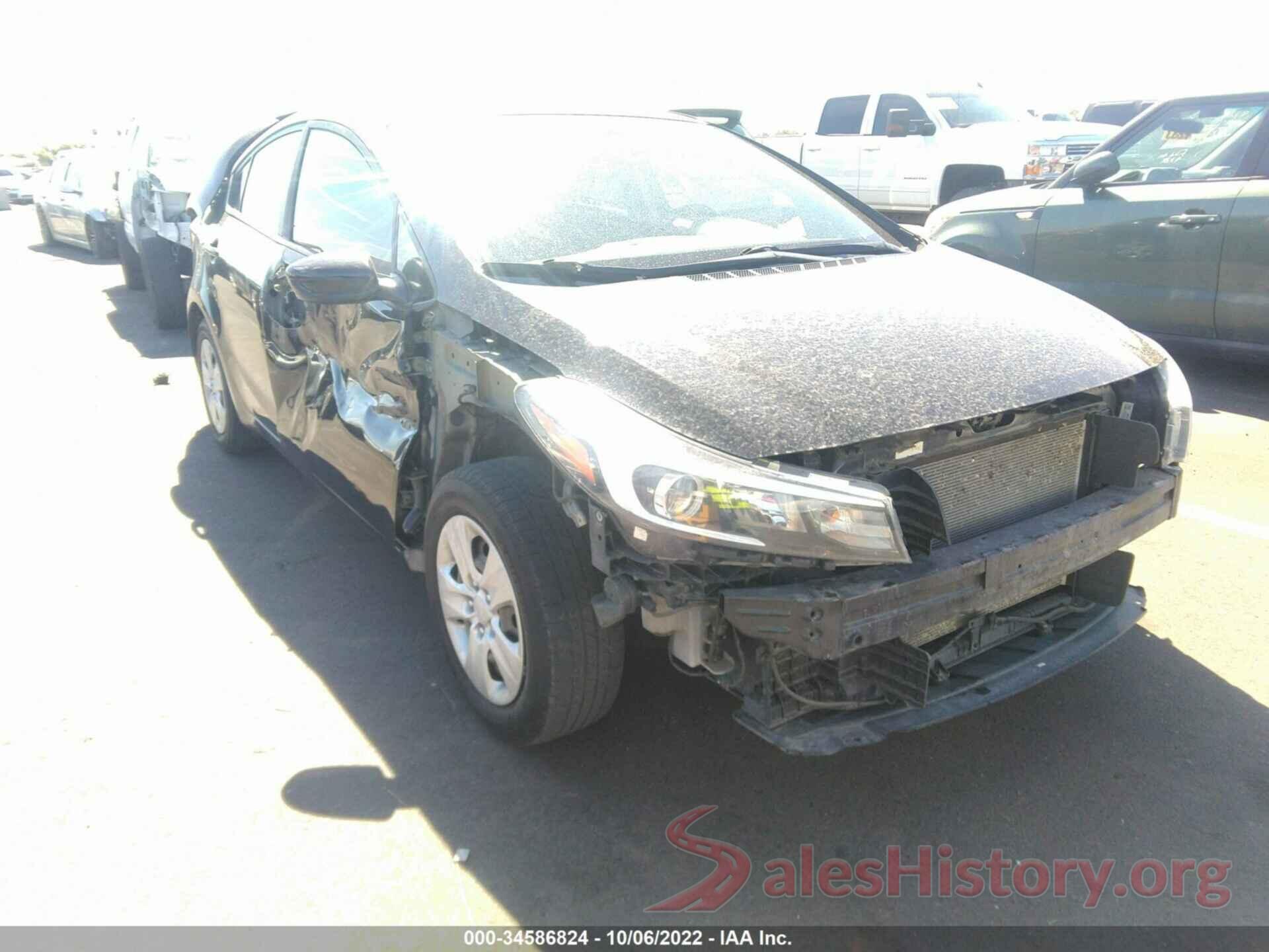 3KPFK4A70JE275187 2018 KIA FORTE