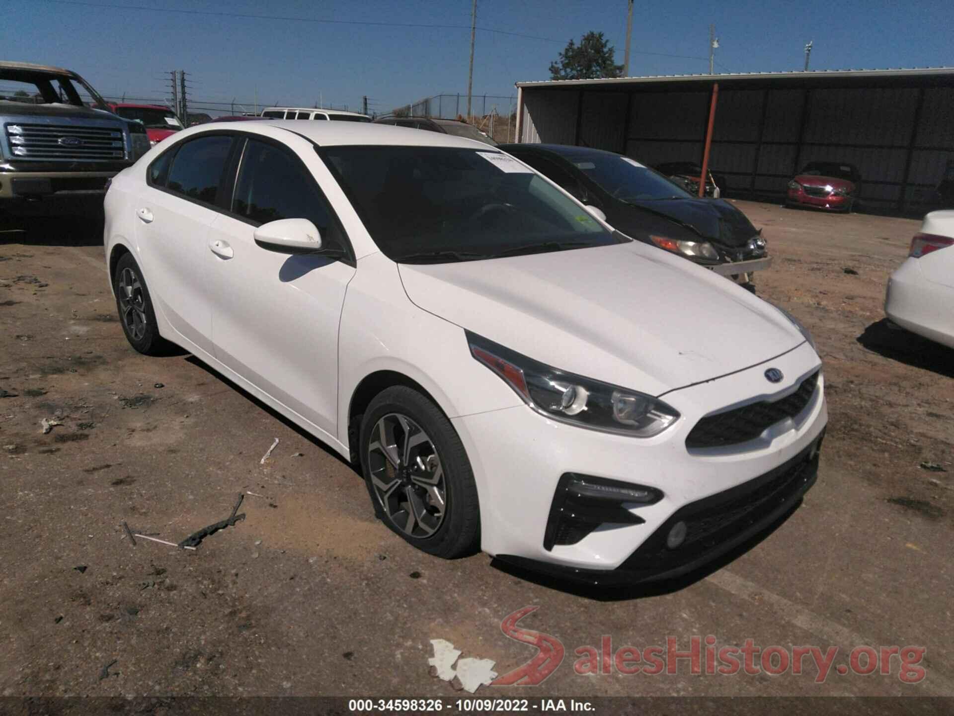 3KPF24AD2KE083101 2019 KIA FORTE