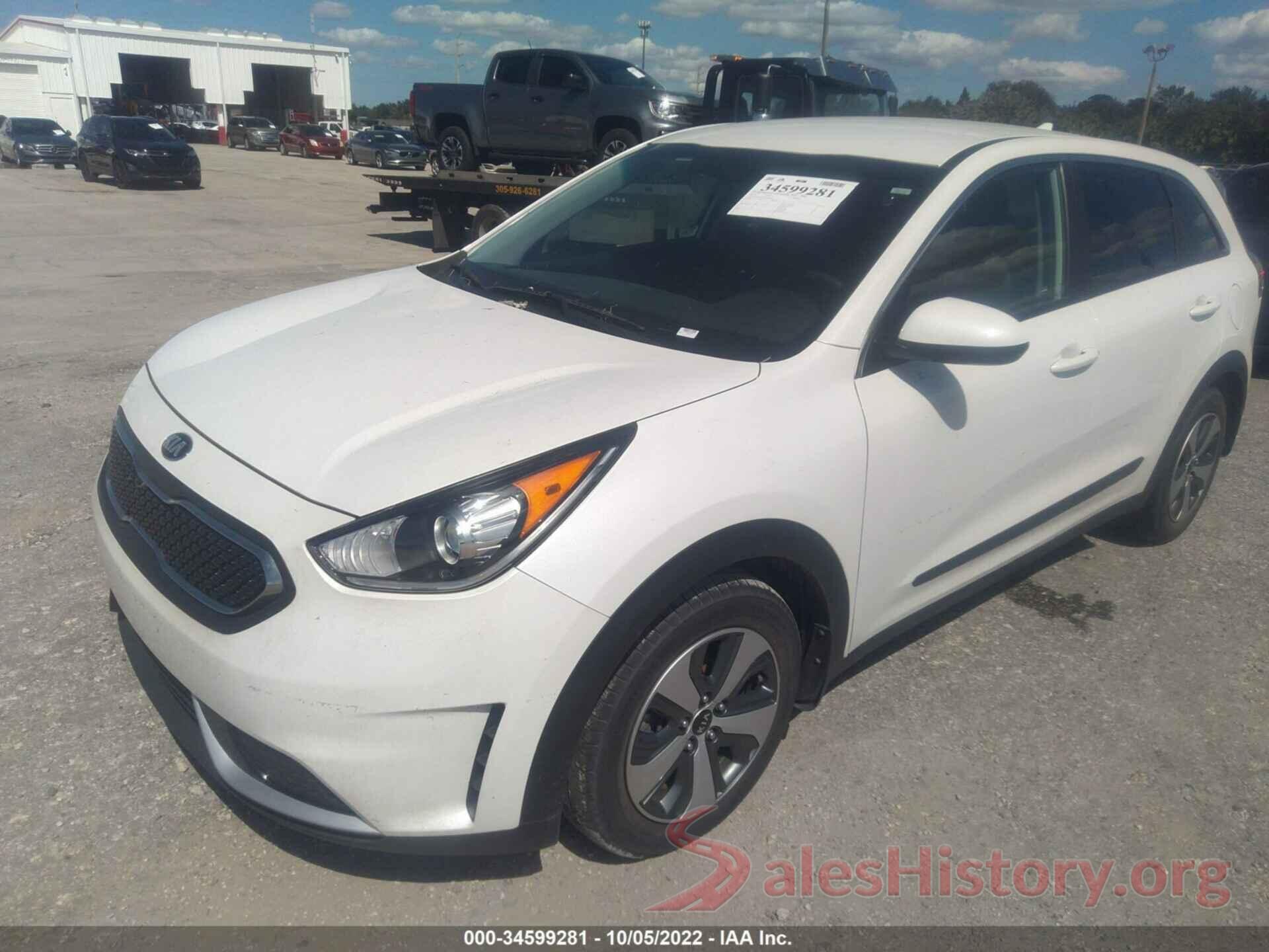 KNDCB3LC1K5345834 2019 KIA NIRO