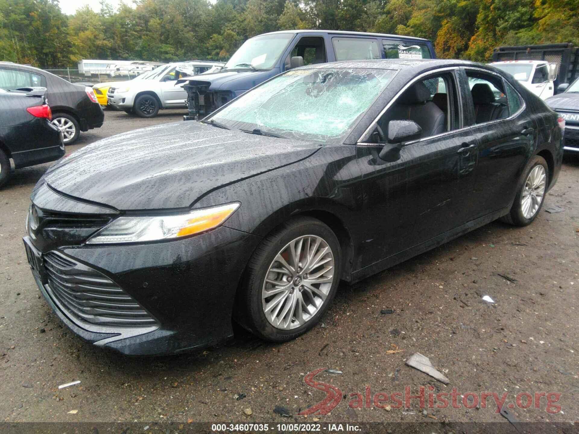 4T1B11HK0JU520769 2018 TOYOTA CAMRY