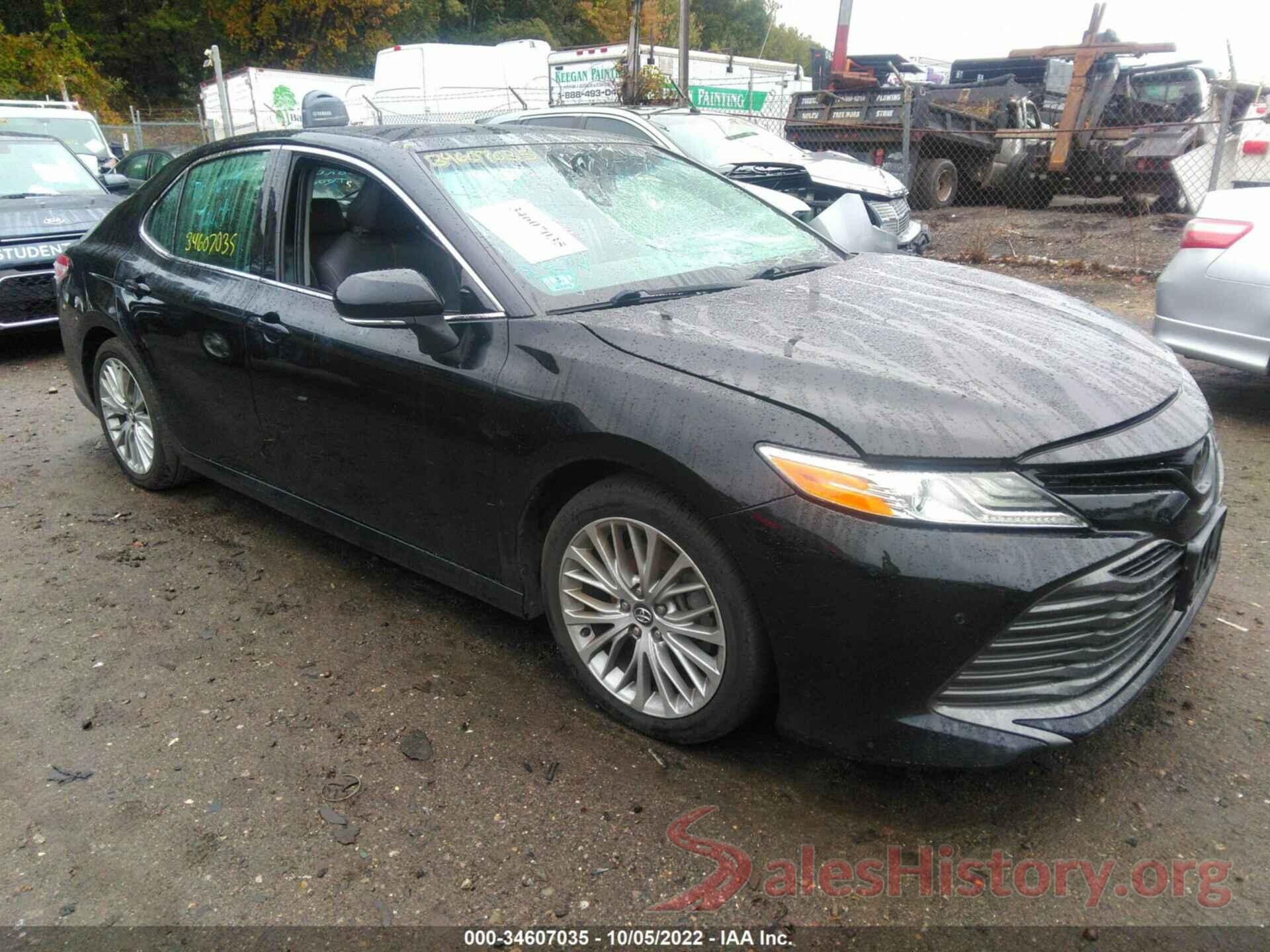 4T1B11HK0JU520769 2018 TOYOTA CAMRY