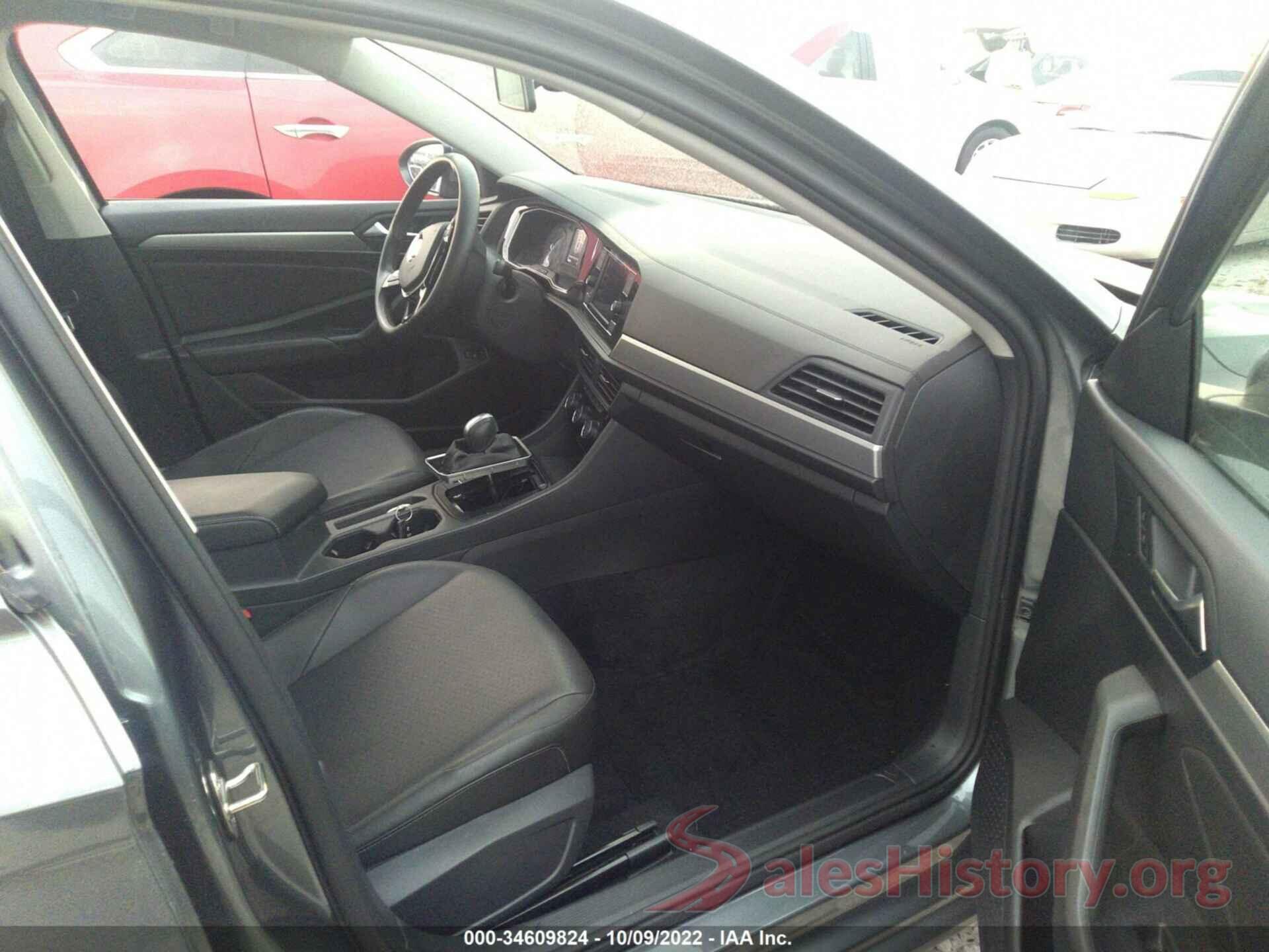 3VWCB7BUXLM070670 2020 VOLKSWAGEN JETTA