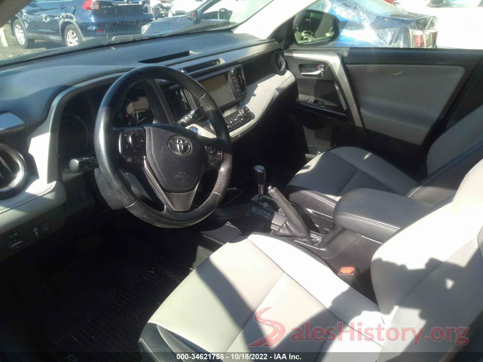 JTMDJREVXJD176913 2018 TOYOTA RAV4