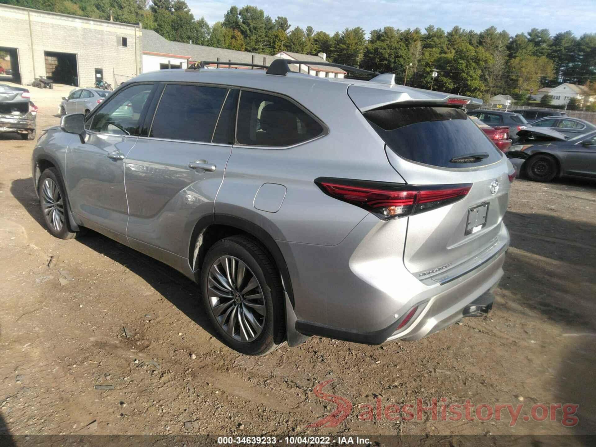 5TDFZRBH7NS181240 2022 TOYOTA HIGHLANDER