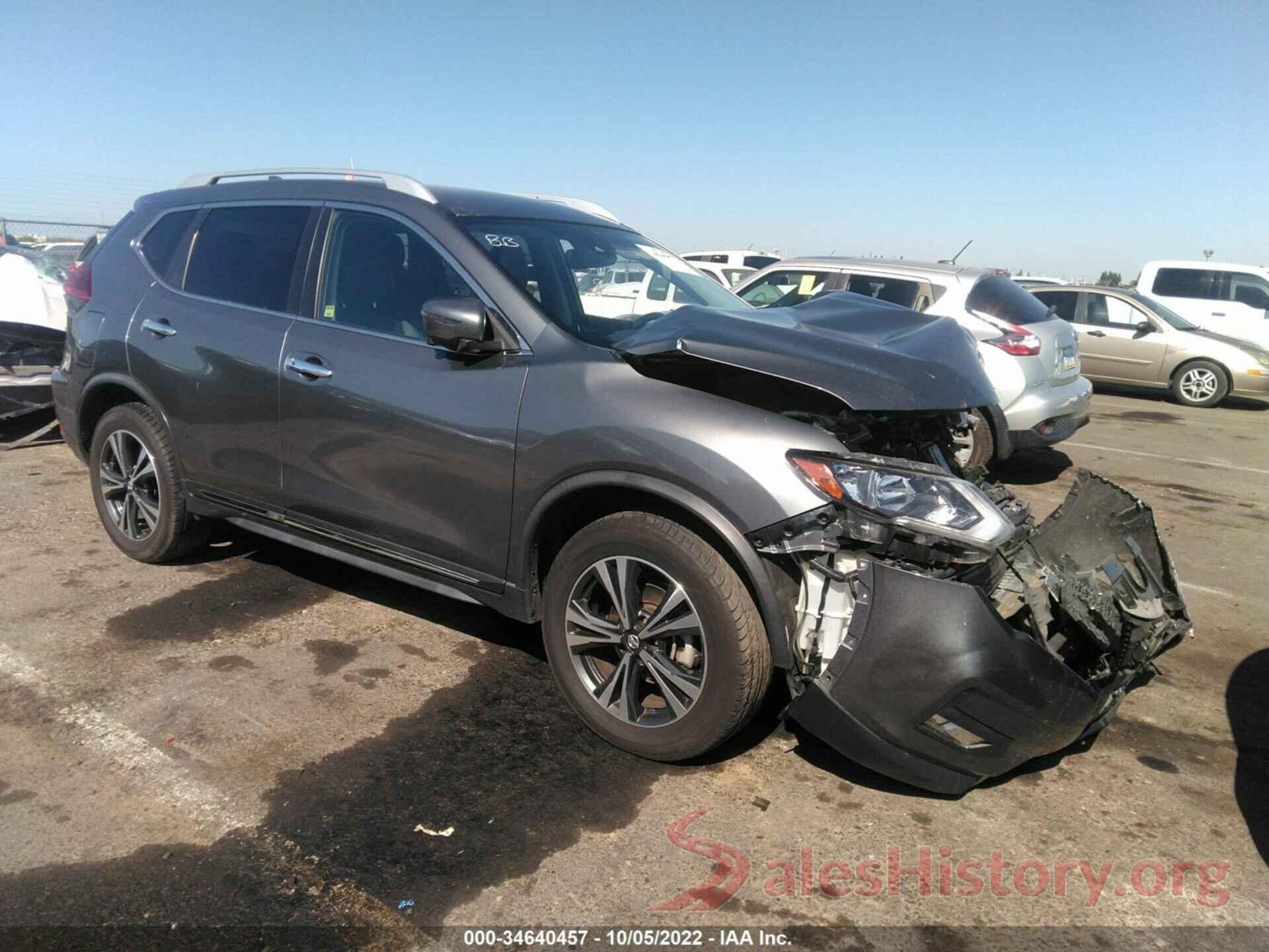 JN8AT2MV2JW306987 2018 NISSAN ROGUE