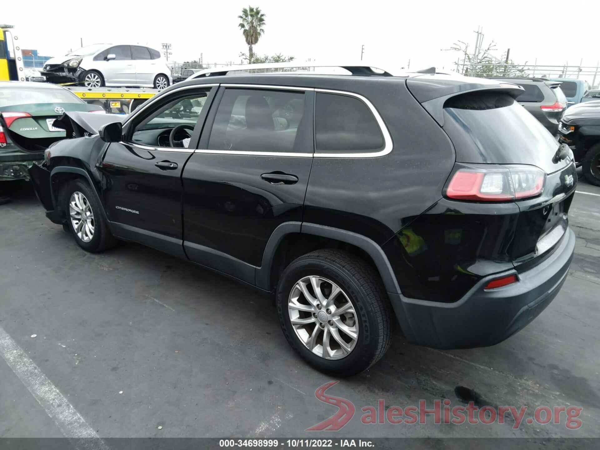 1C4PJLCB0KD240641 2019 JEEP CHEROKEE