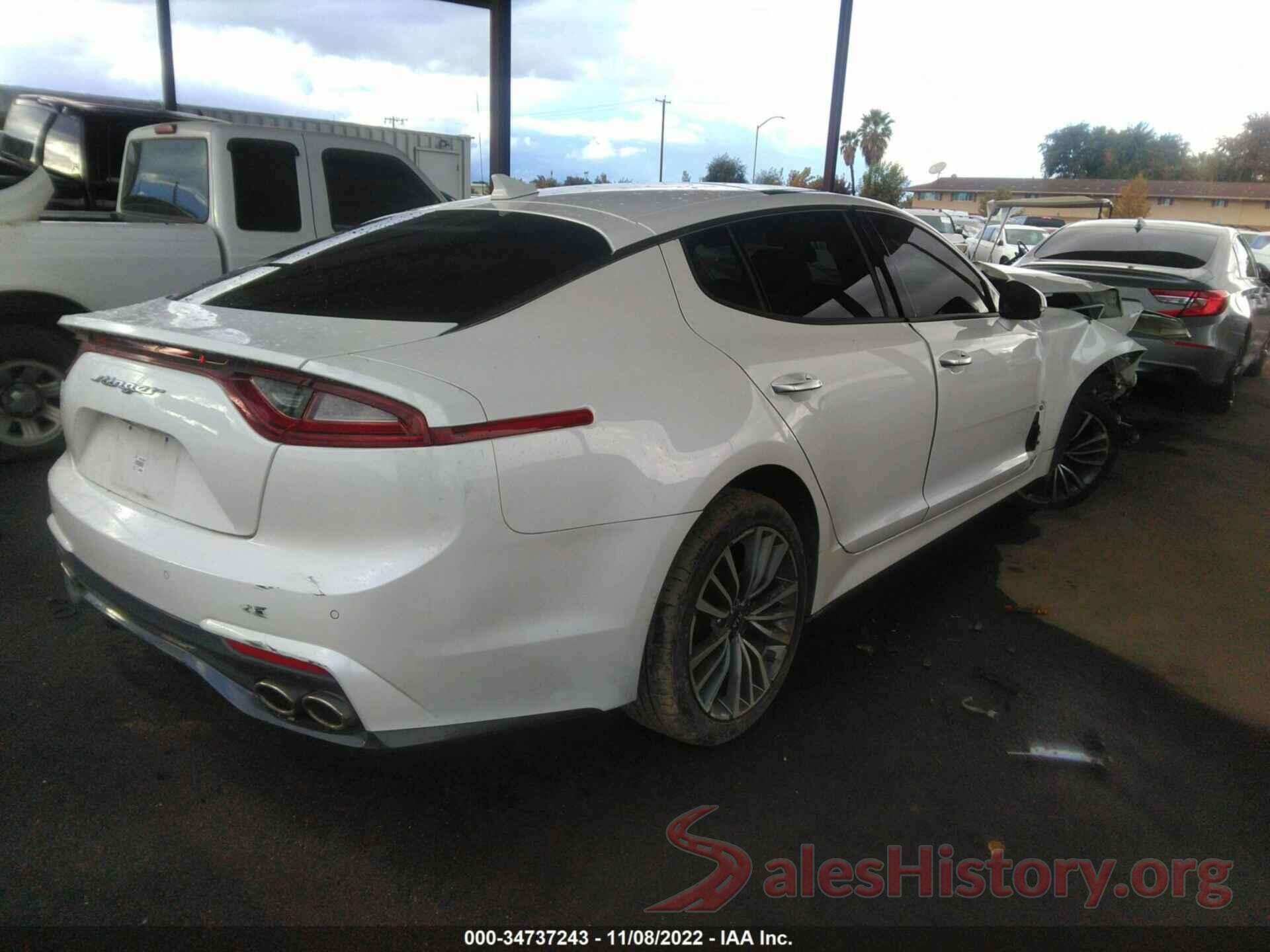 KNAE25LA1J6032811 2018 KIA STINGER