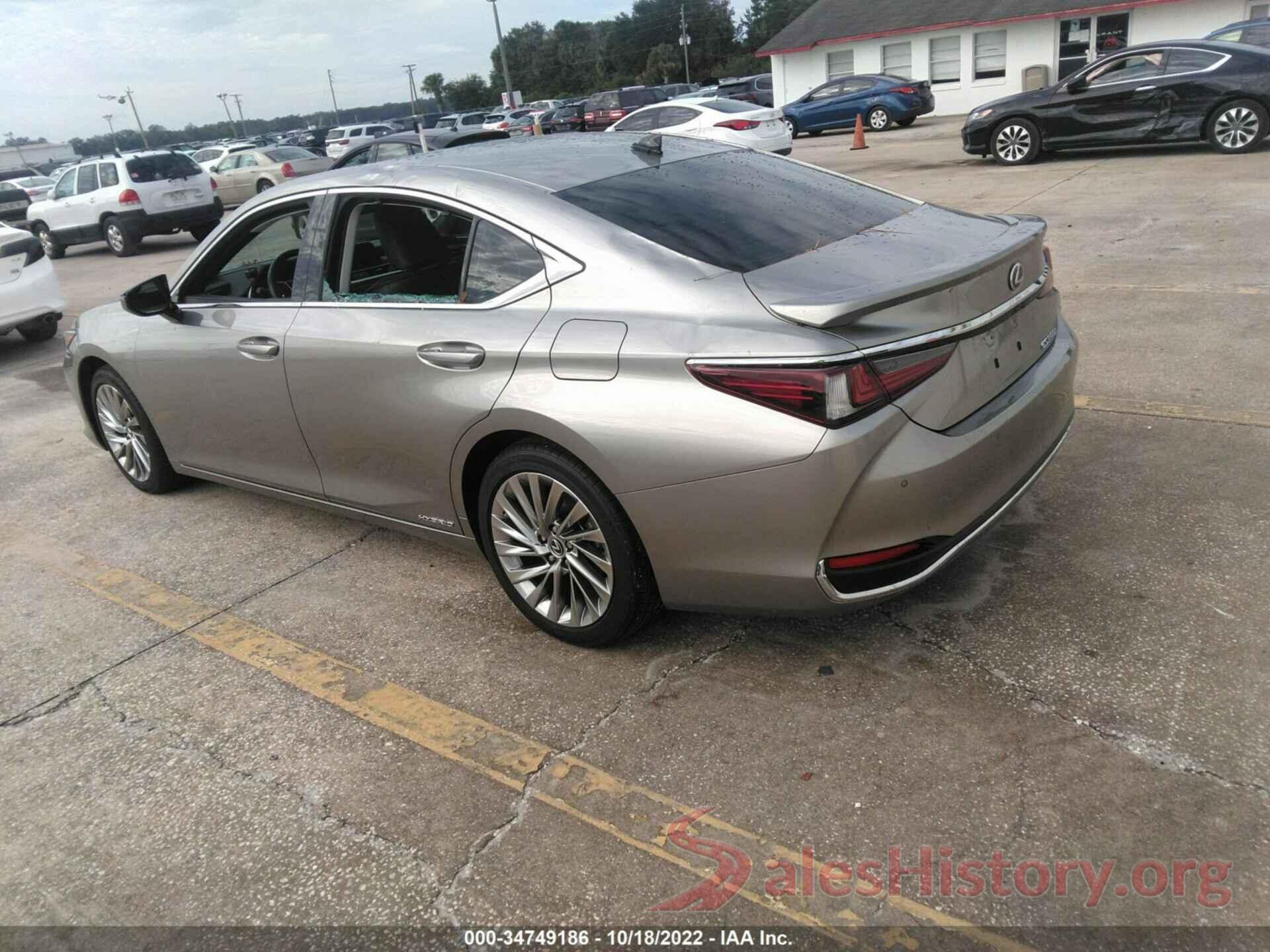 58AFA1C17MU010982 2021 LEXUS ES