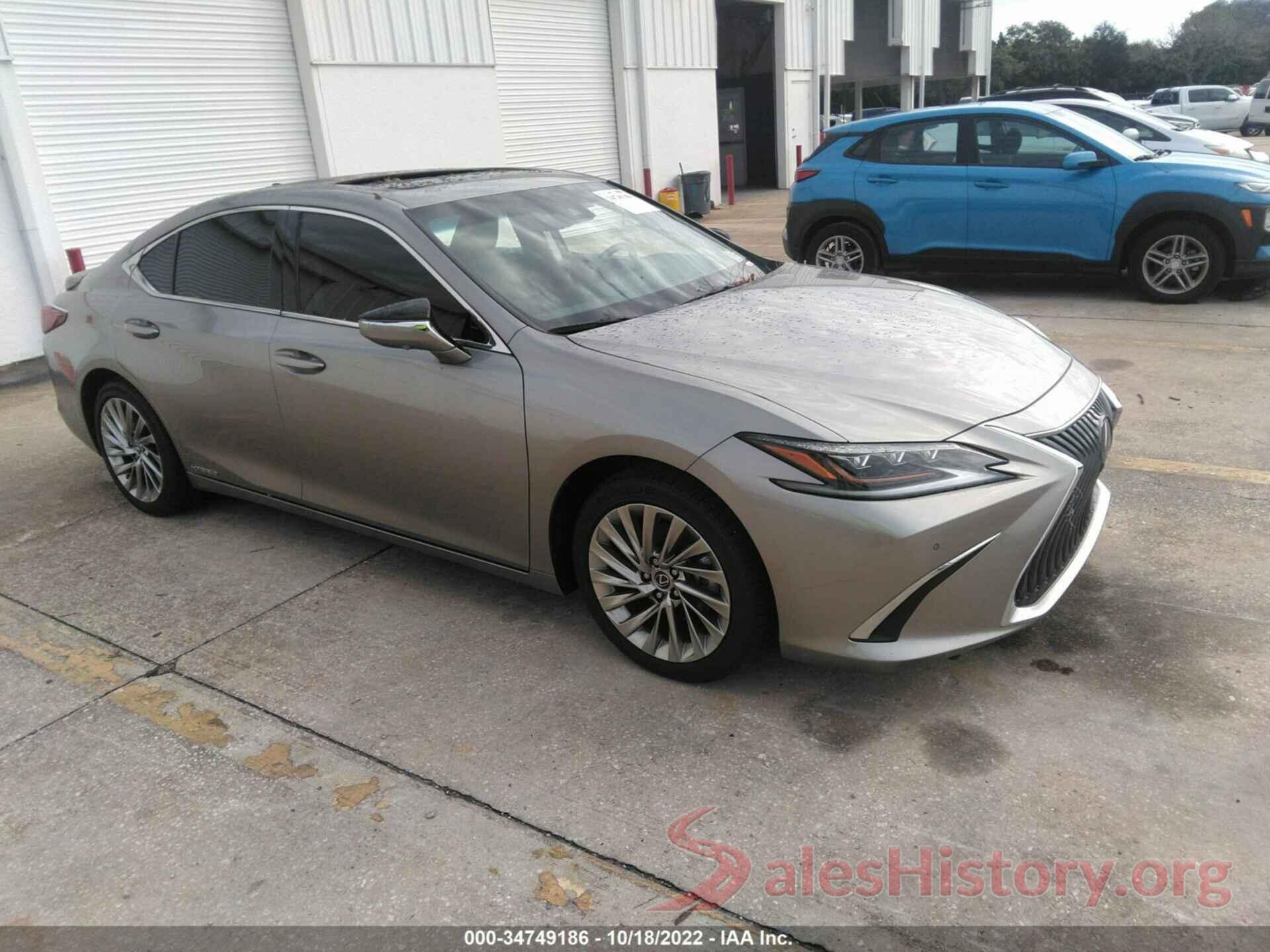 58AFA1C17MU010982 2021 LEXUS ES