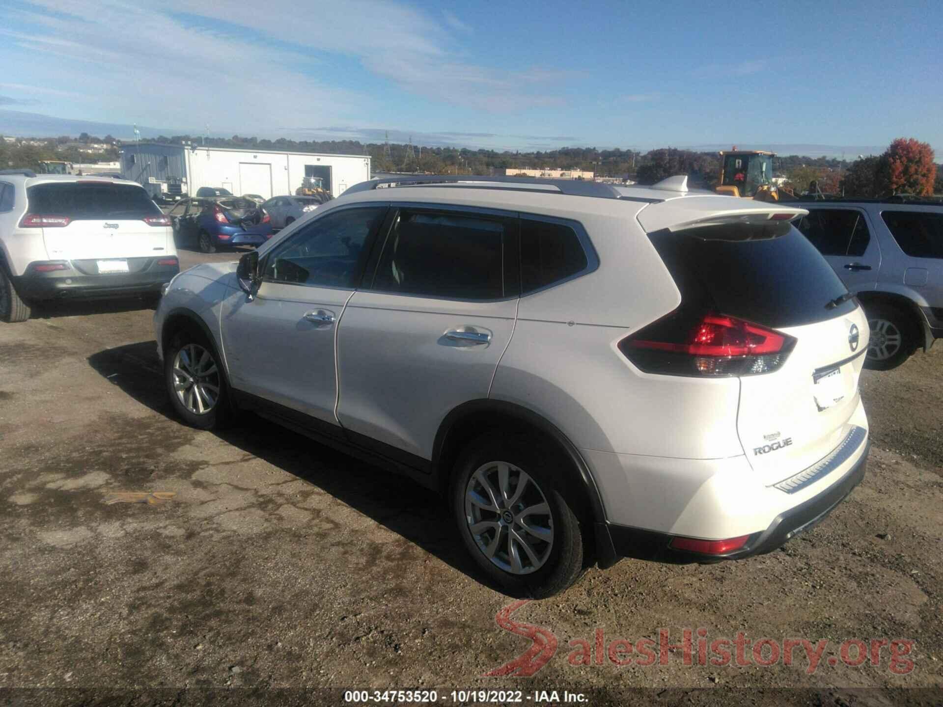 KNMAT2MV6JP607221 2018 NISSAN ROGUE