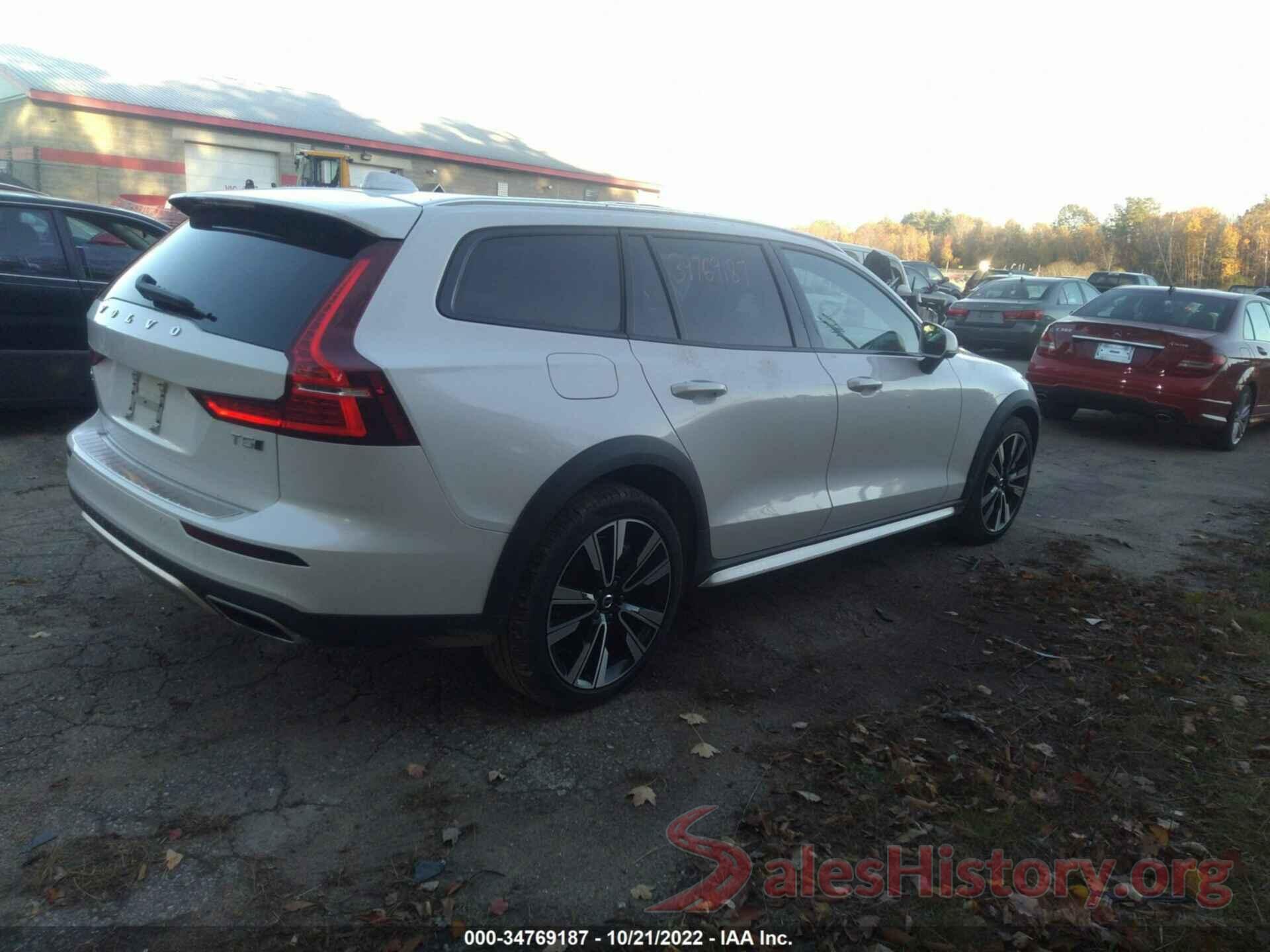 YV4102WKXL1045709 2020 VOLVO V60 CROSS COUNTRY