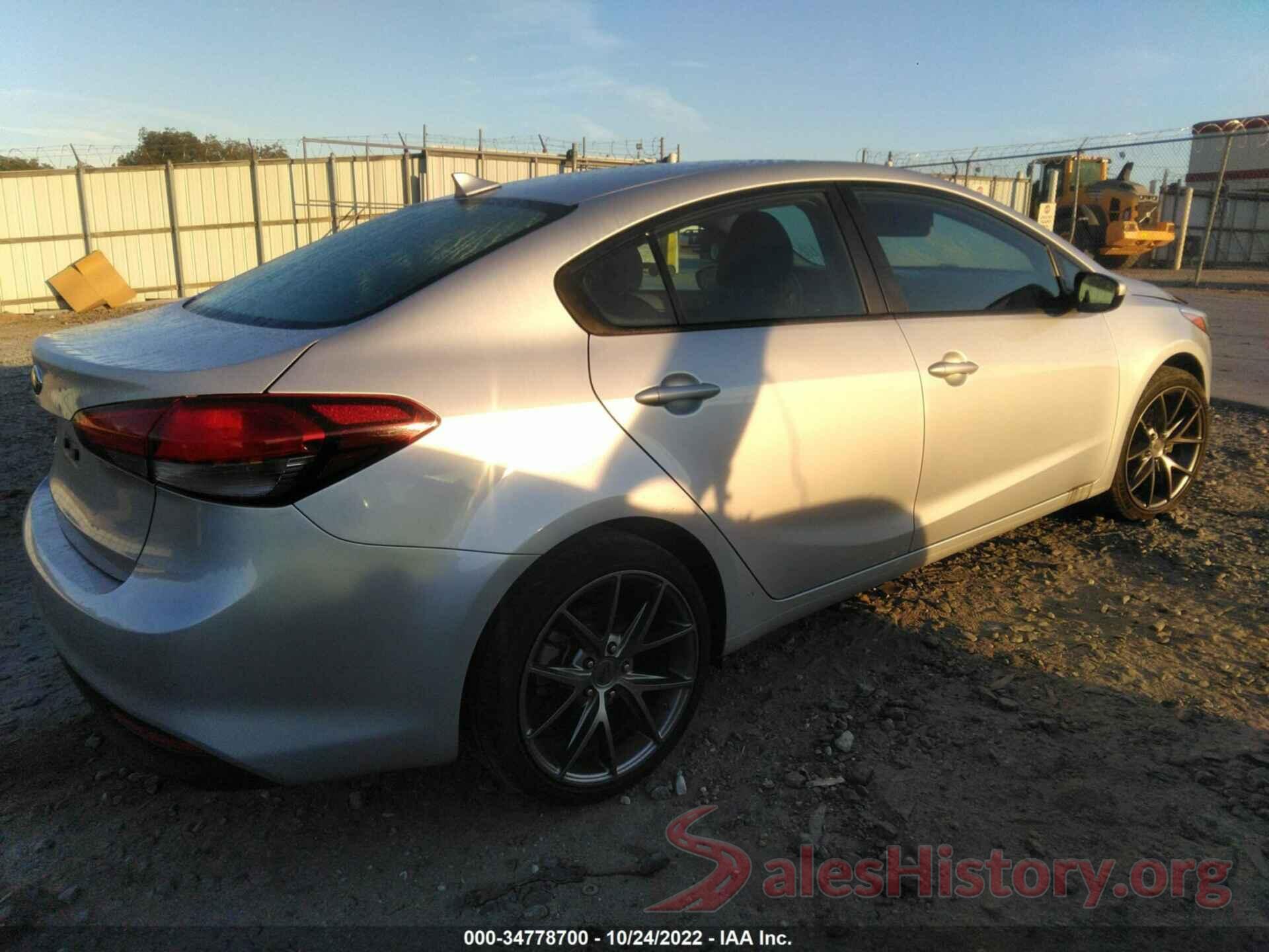 3KPFK4A79JE170356 2018 KIA FORTE