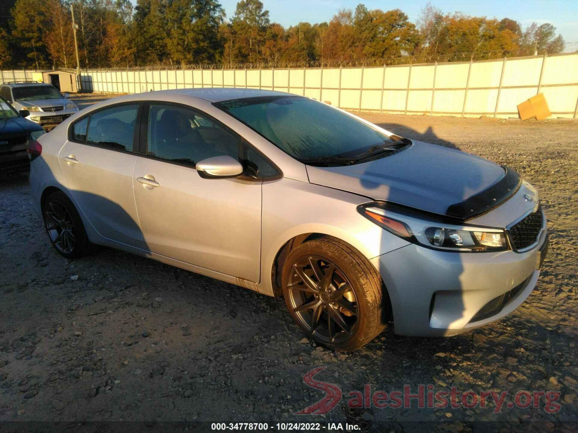 3KPFK4A79JE170356 2018 KIA FORTE