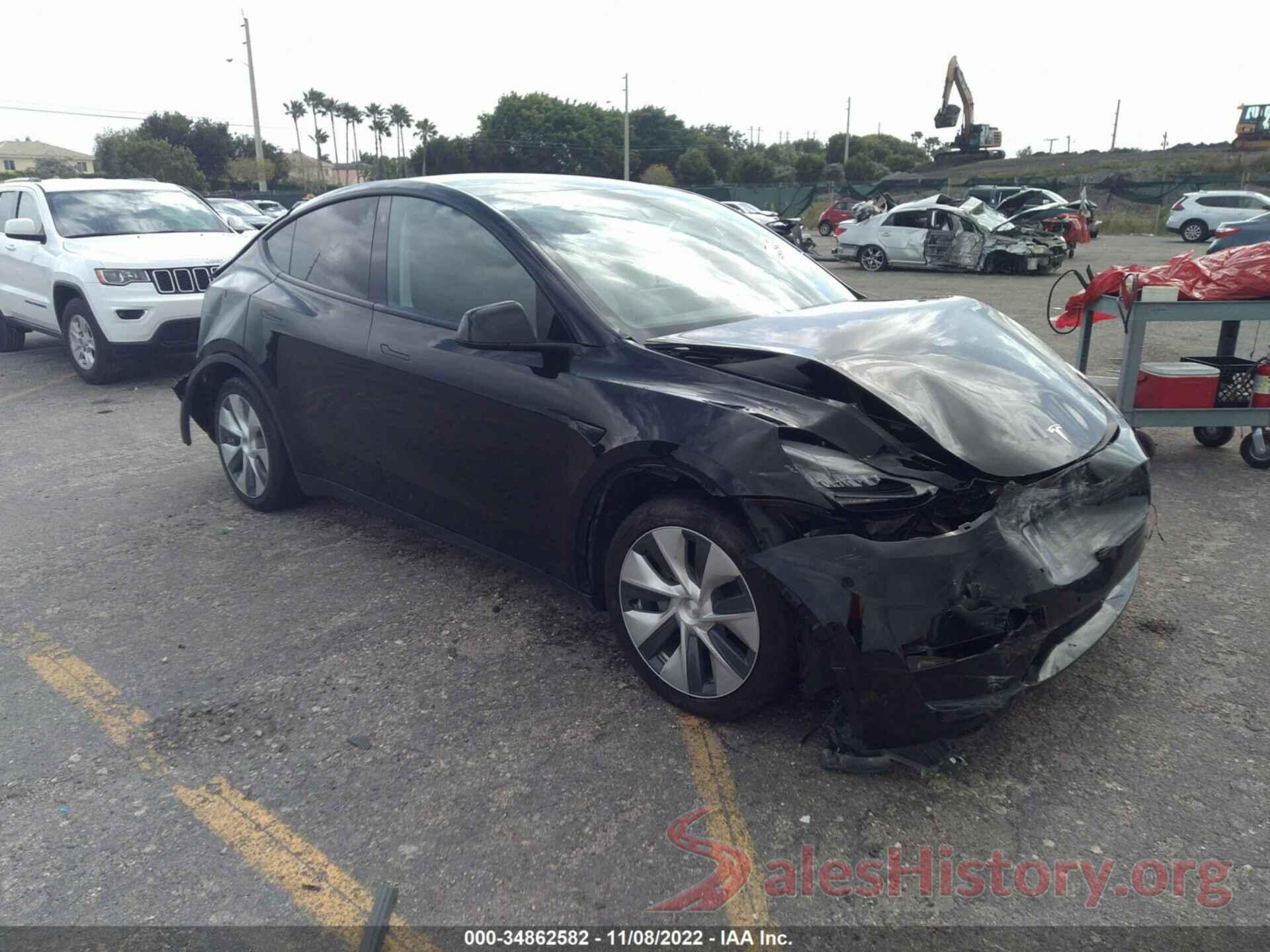 5YJYGDEE0MF070566 2021 TESLA MODEL Y