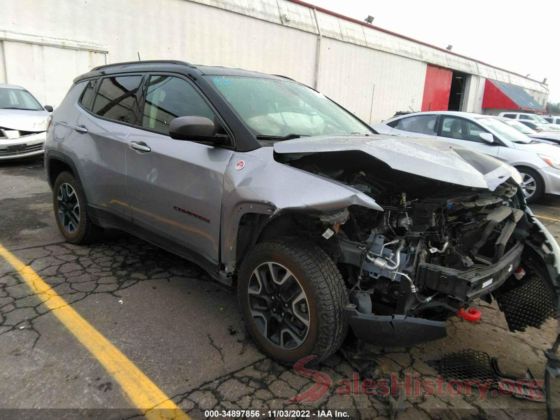 3C4NJDDB5KT670932 2019 JEEP COMPASS