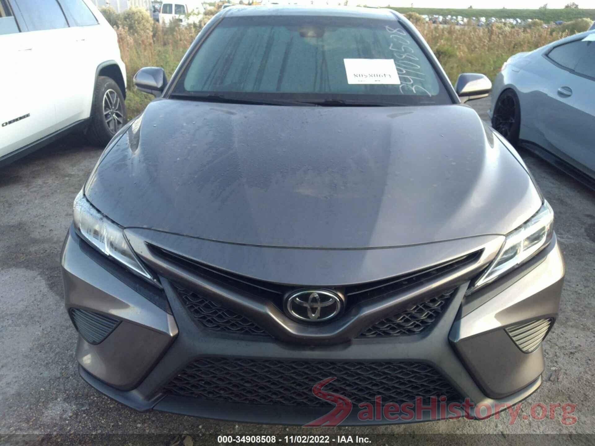 4T1B11HK6JU669672 2018 TOYOTA CAMRY