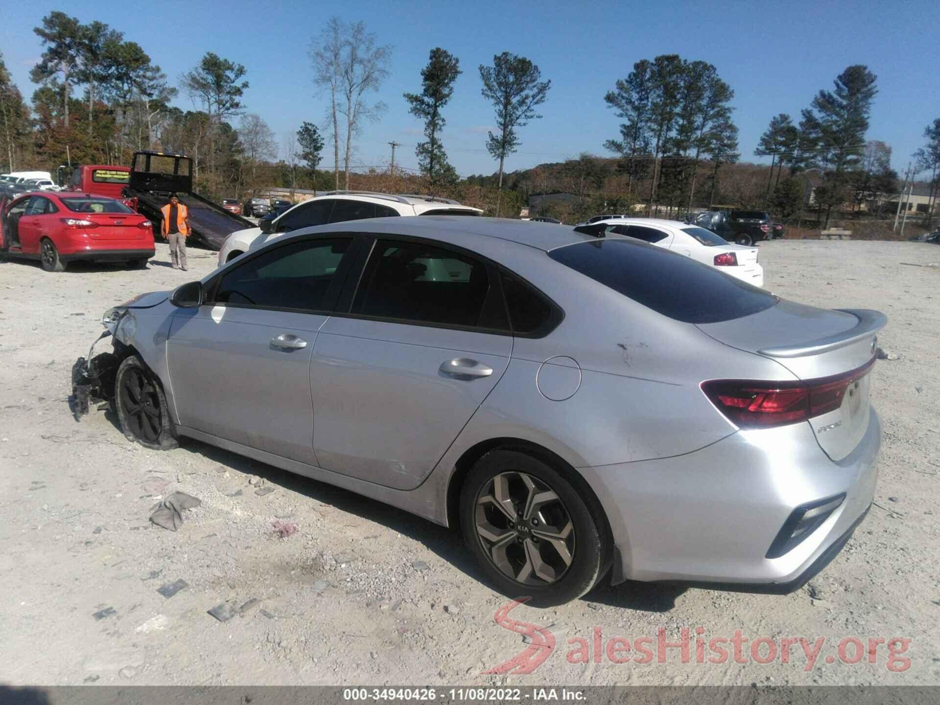 3KPF24AD1KE129601 2019 KIA FORTE