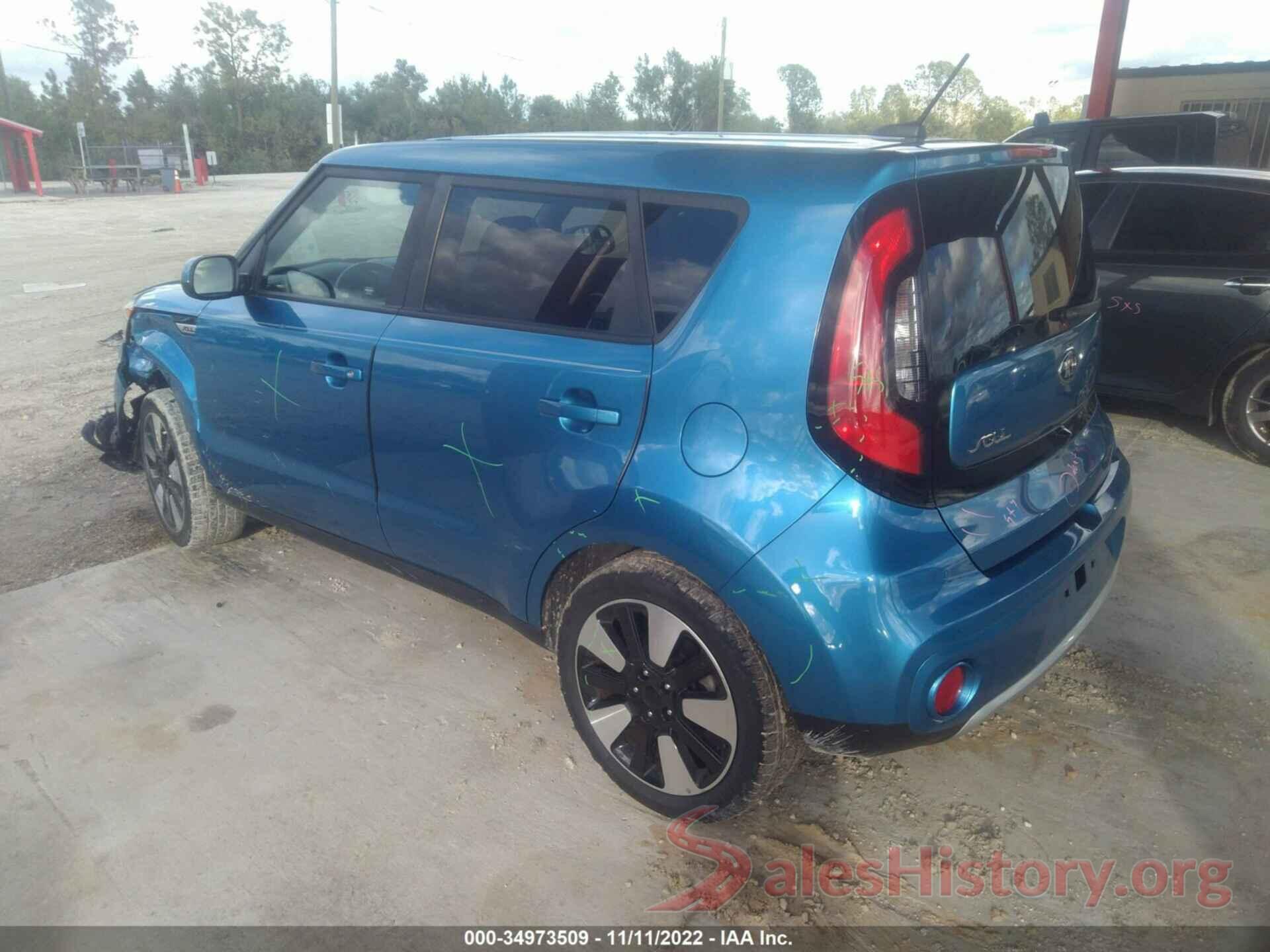 KNDJP3A53J7589887 2018 KIA SOUL