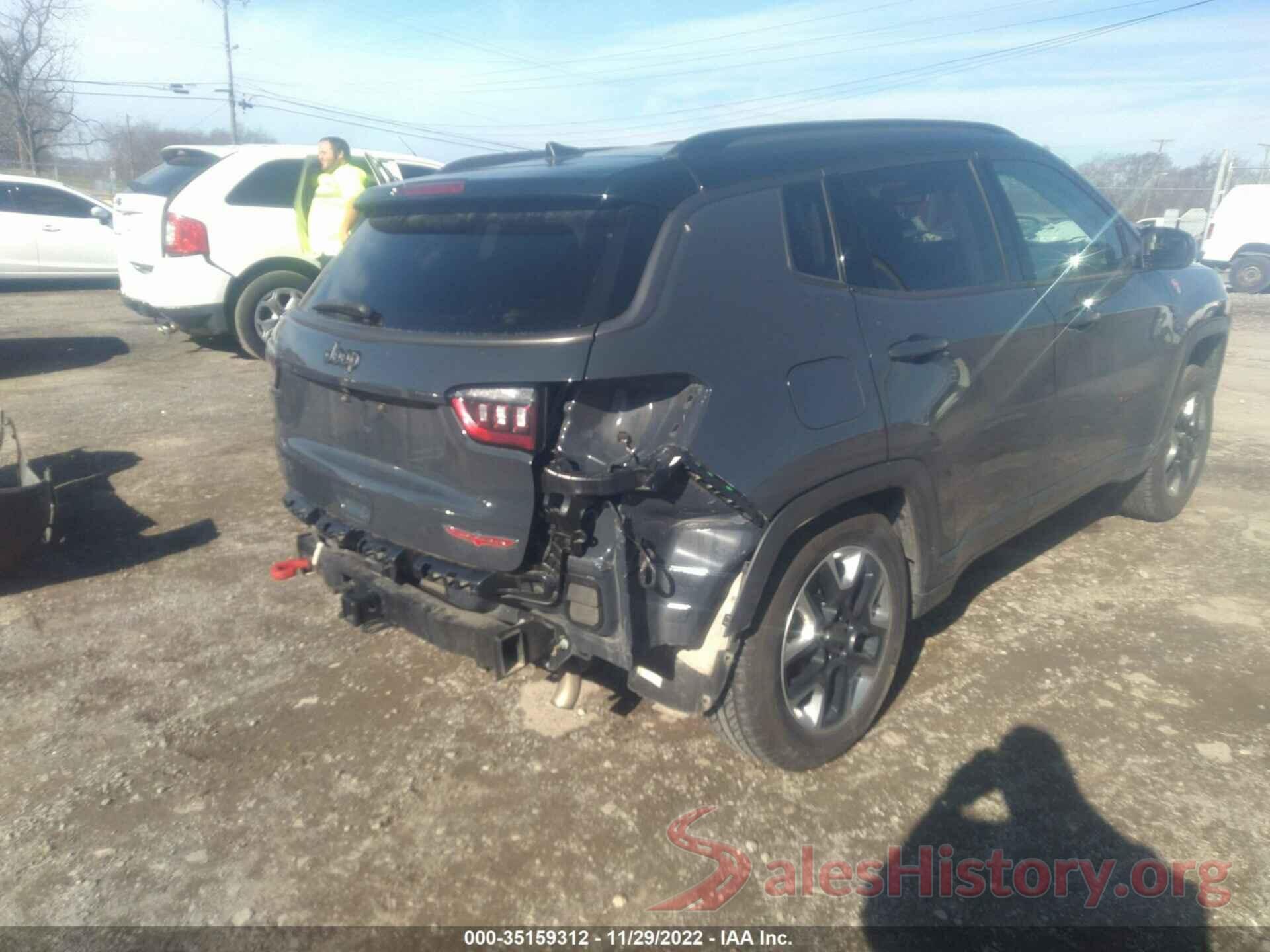 3C4NJDDBXJT342503 2018 JEEP COMPASS