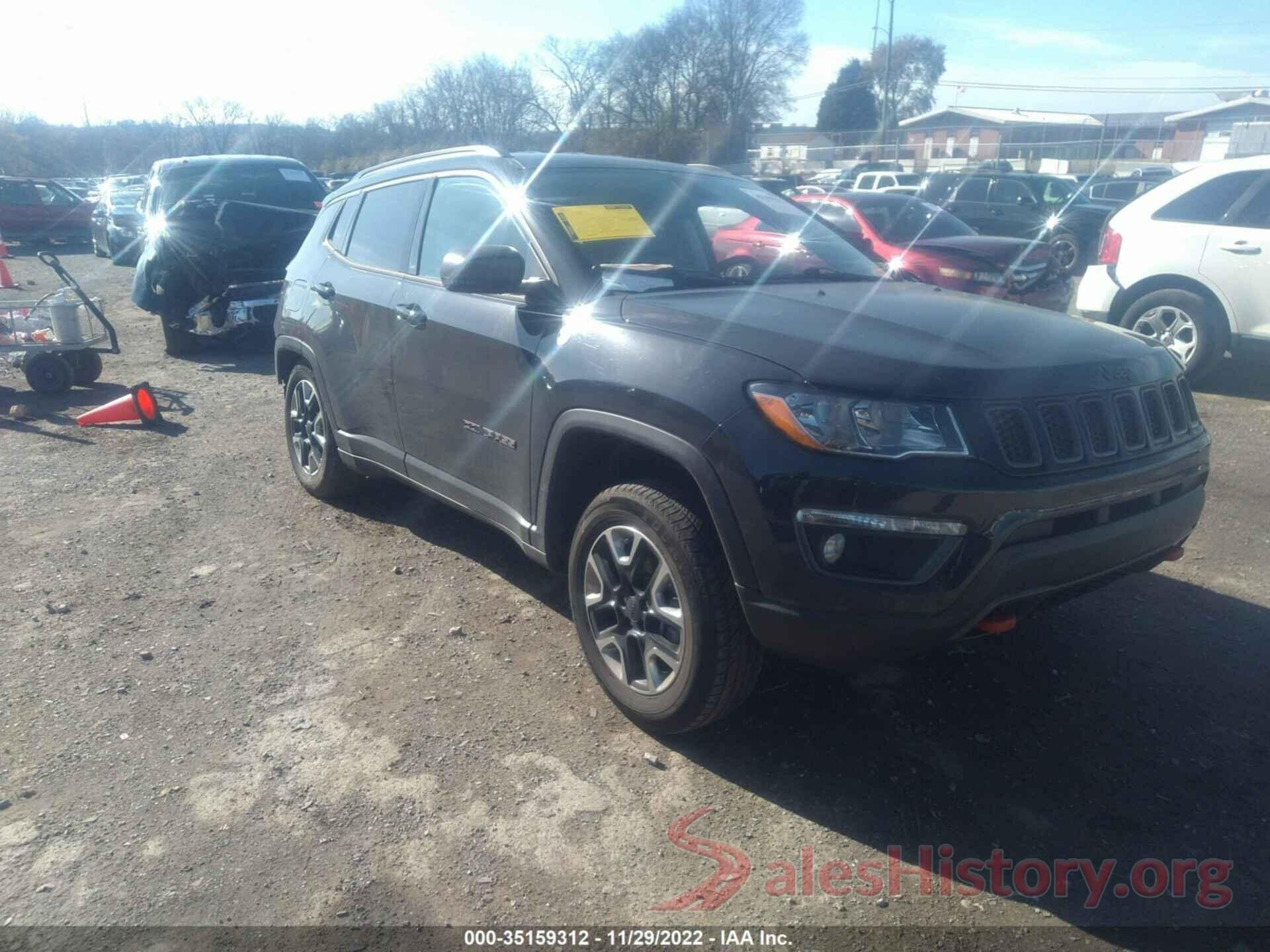 3C4NJDDBXJT342503 2018 JEEP COMPASS