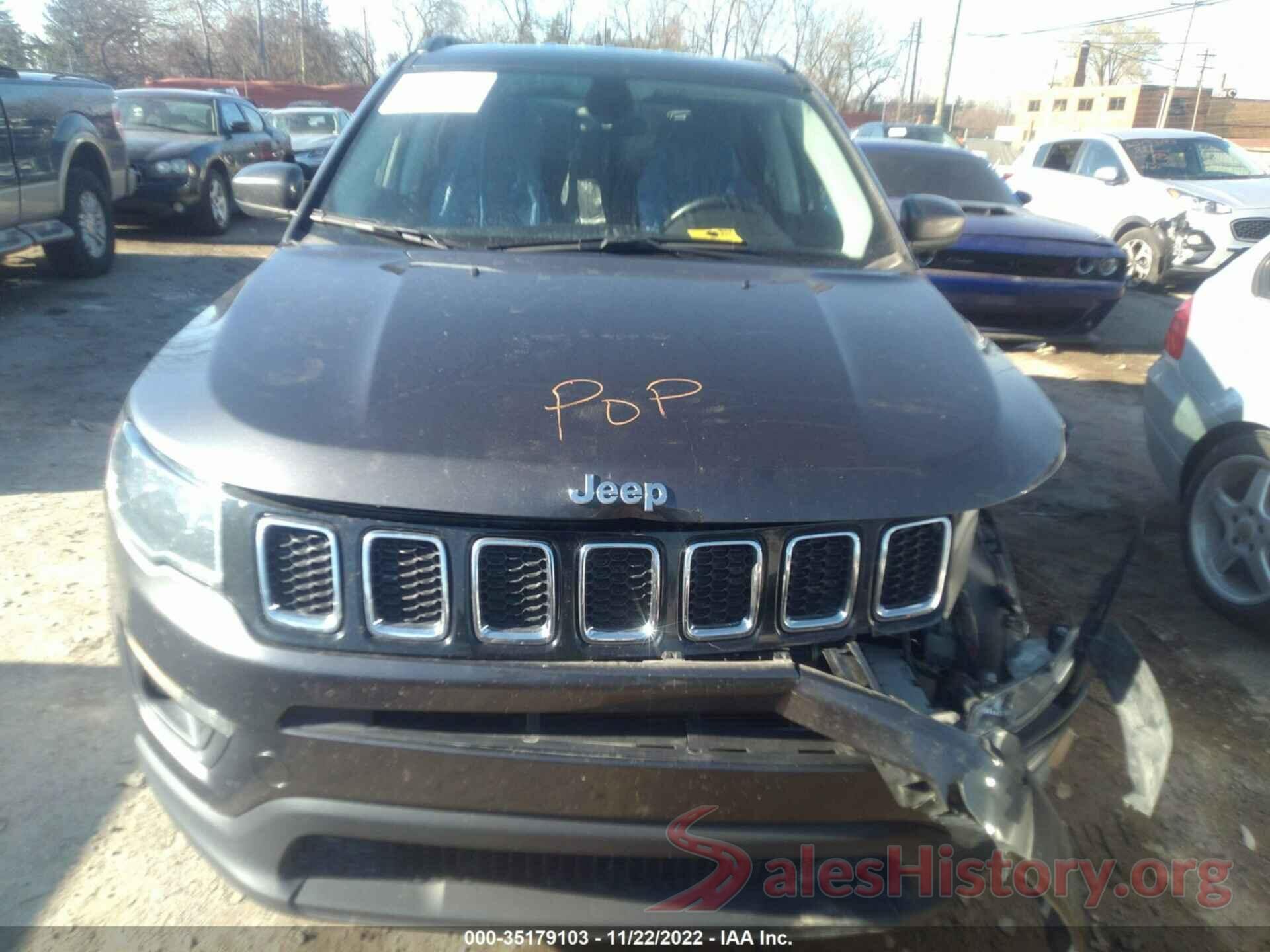 3C4NJDBB9JT281888 2018 JEEP COMPASS