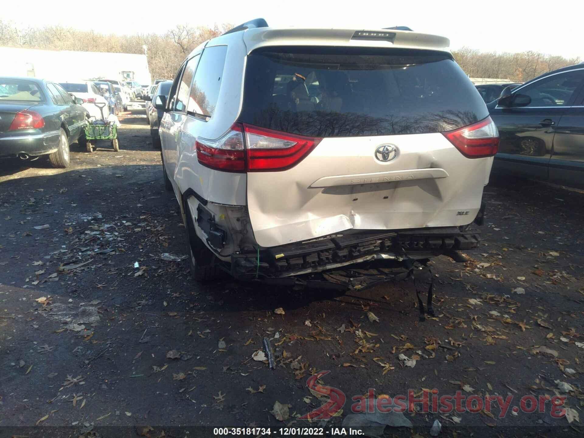 5TDYZ3DC2HS814562 2017 TOYOTA SIENNA