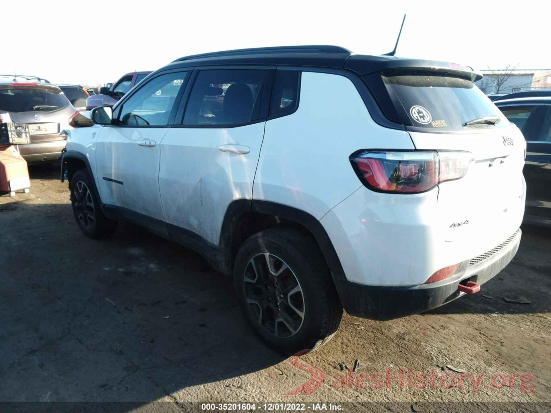 3C4NJDDB0KT752468 2019 JEEP COMPASS