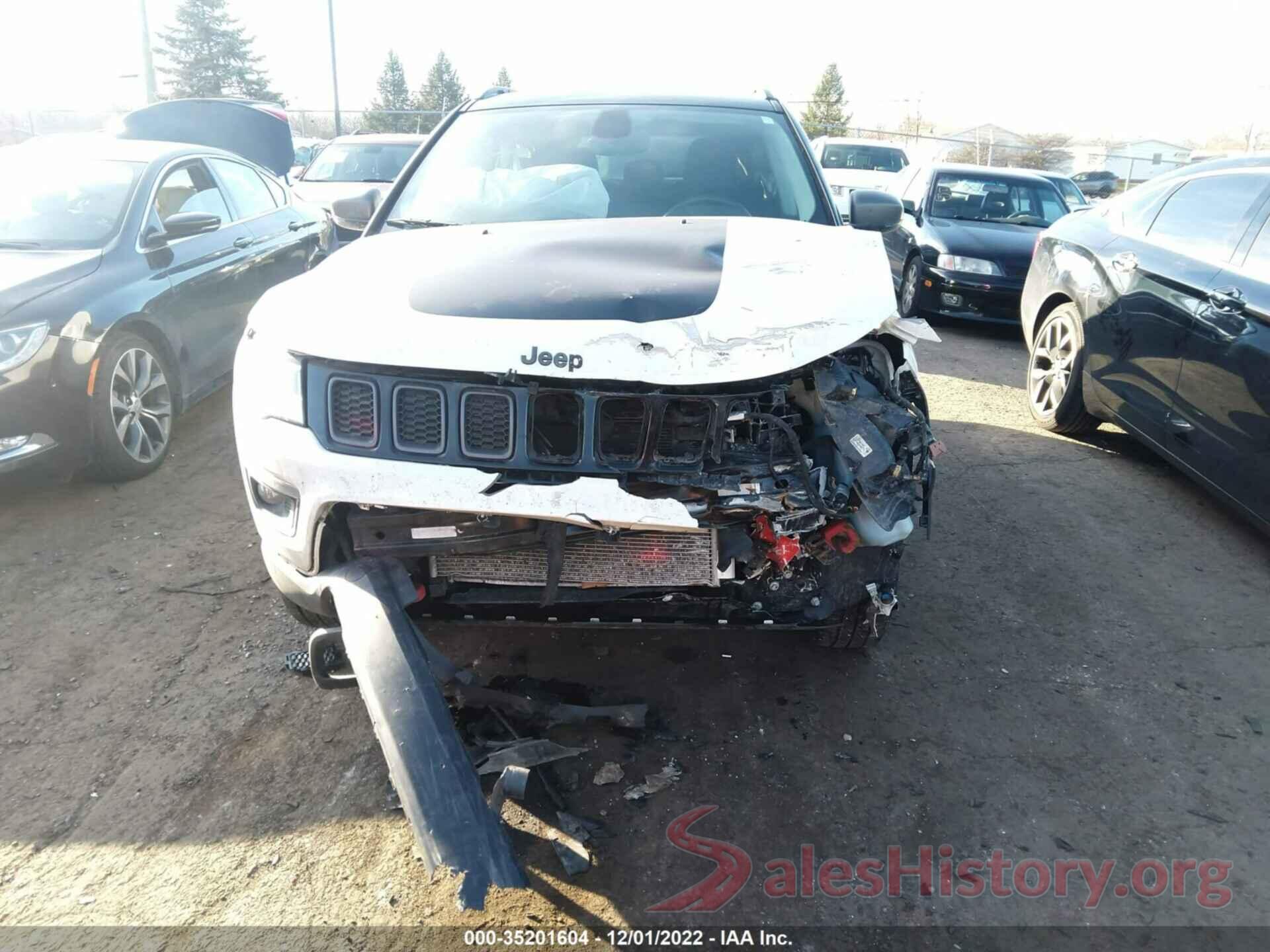 3C4NJDDB0KT752468 2019 JEEP COMPASS