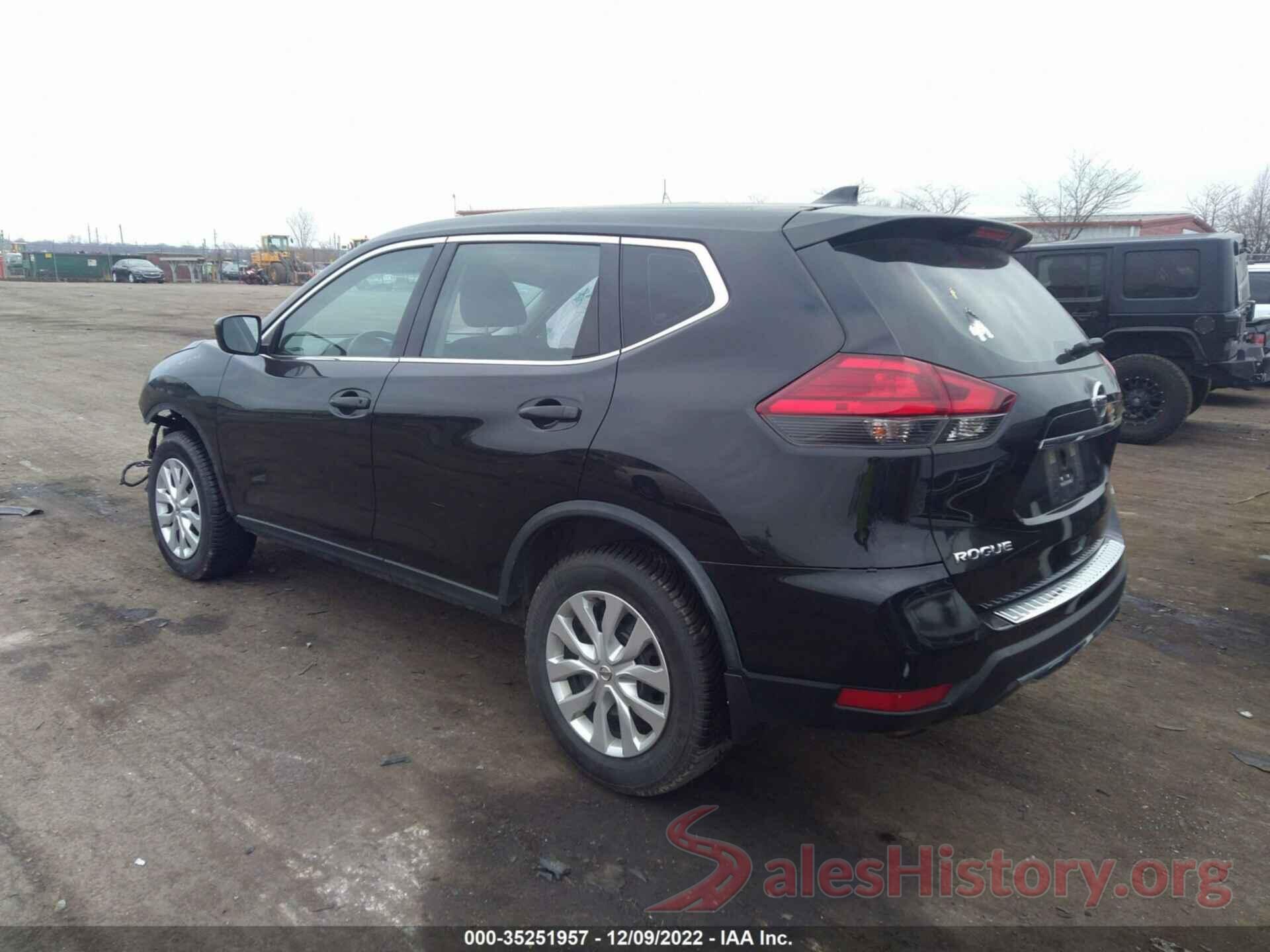 KNMAT2MV7HP613958 2017 NISSAN ROGUE