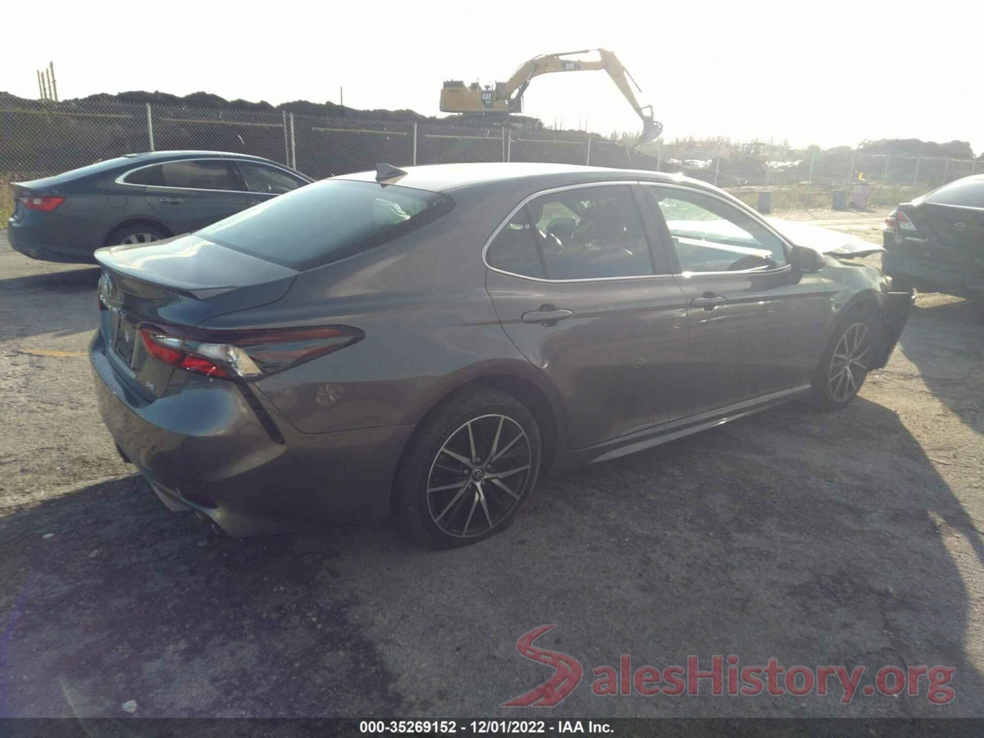 4T1T11AK7MU545588 2021 TOYOTA CAMRY