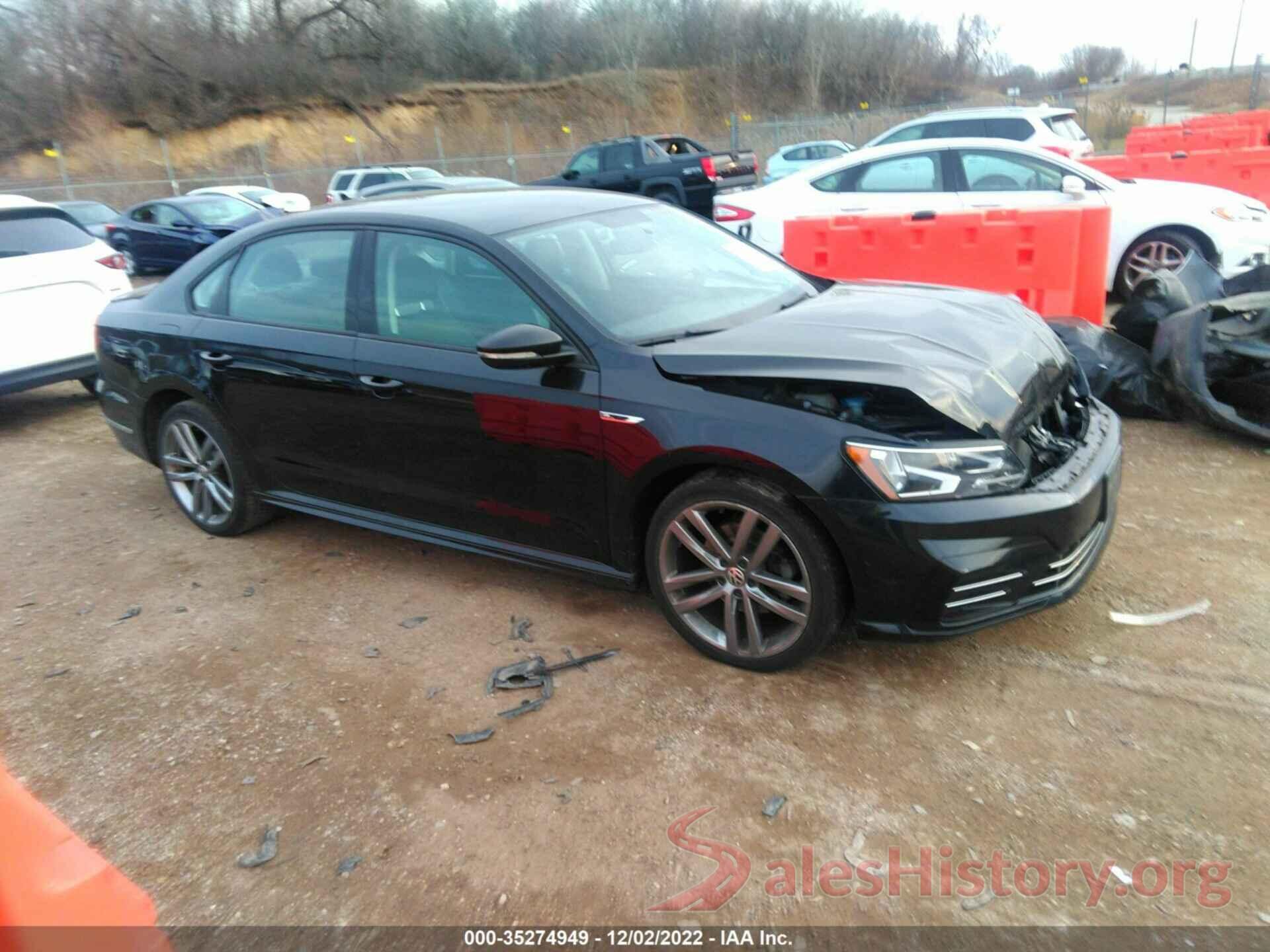 1VWAA7A39JC045065 2018 VOLKSWAGEN PASSAT