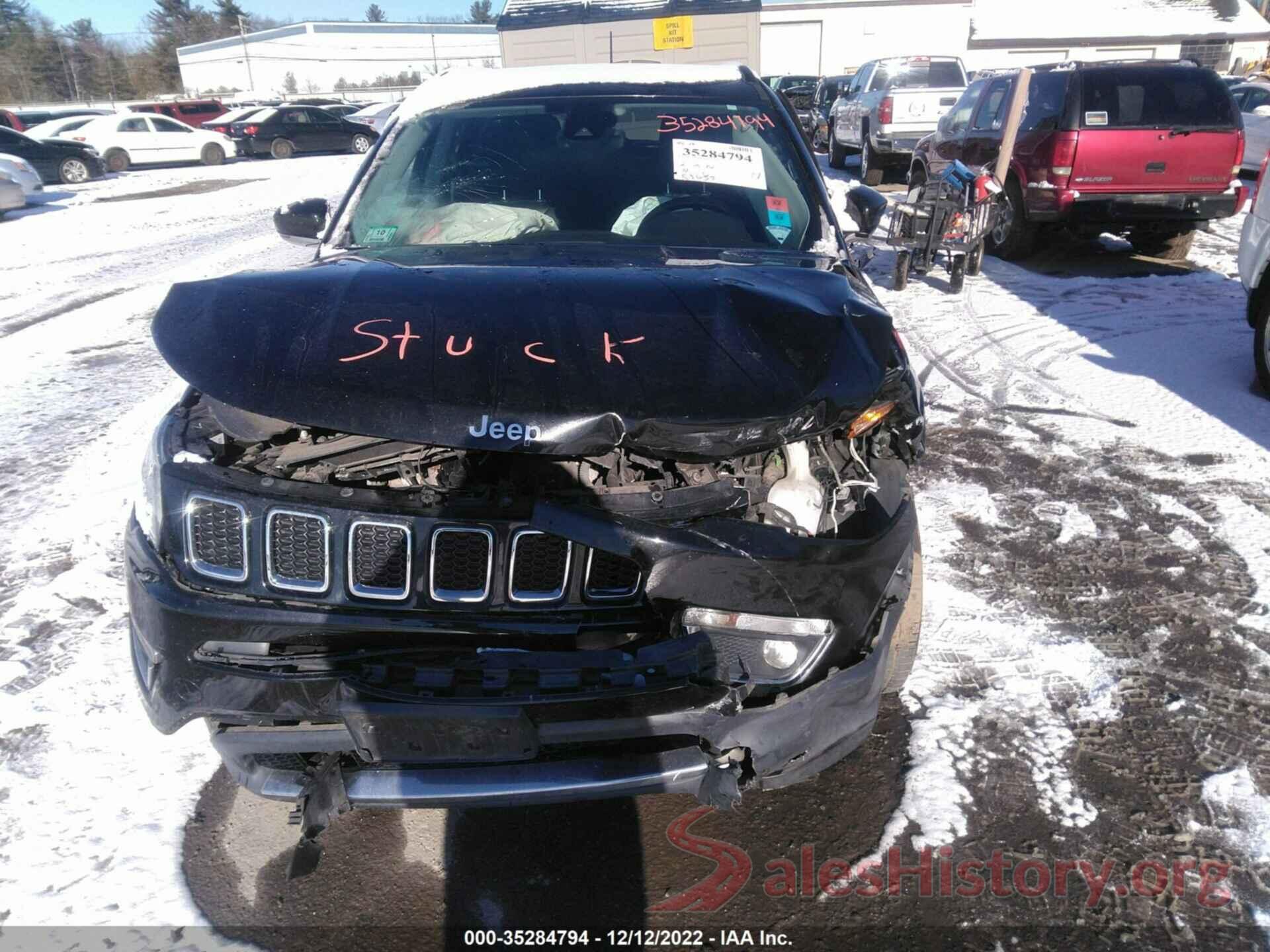 3C4NJDCB2JT206495 2018 JEEP COMPASS