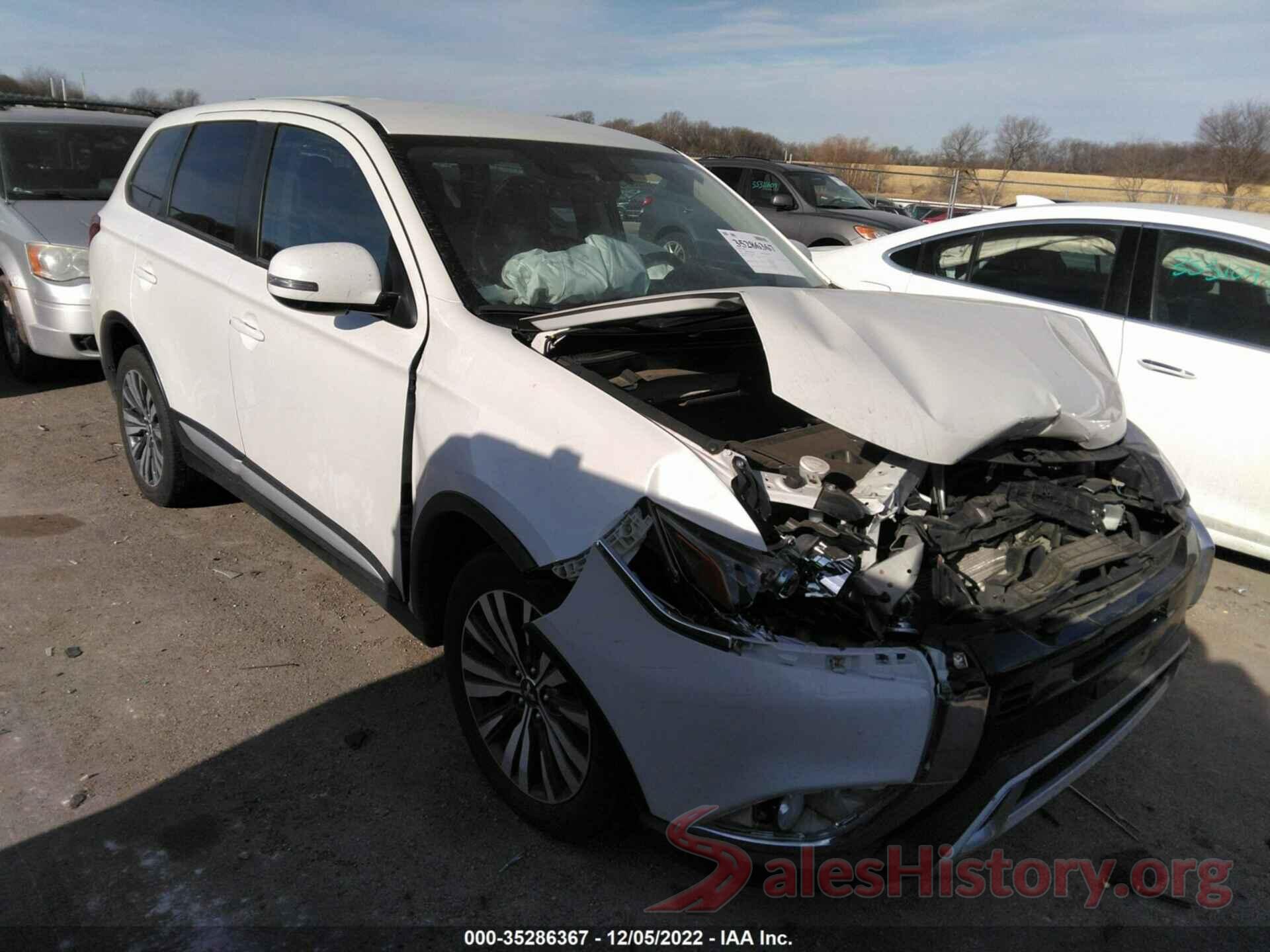 JA4AZ3A39LZ039135 2020 MITSUBISHI OUTLANDER