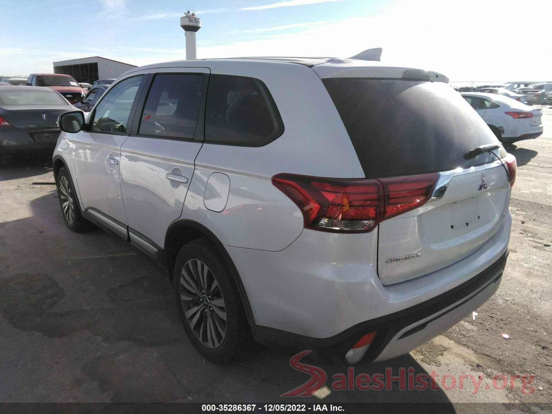 JA4AZ3A39LZ039135 2020 MITSUBISHI OUTLANDER