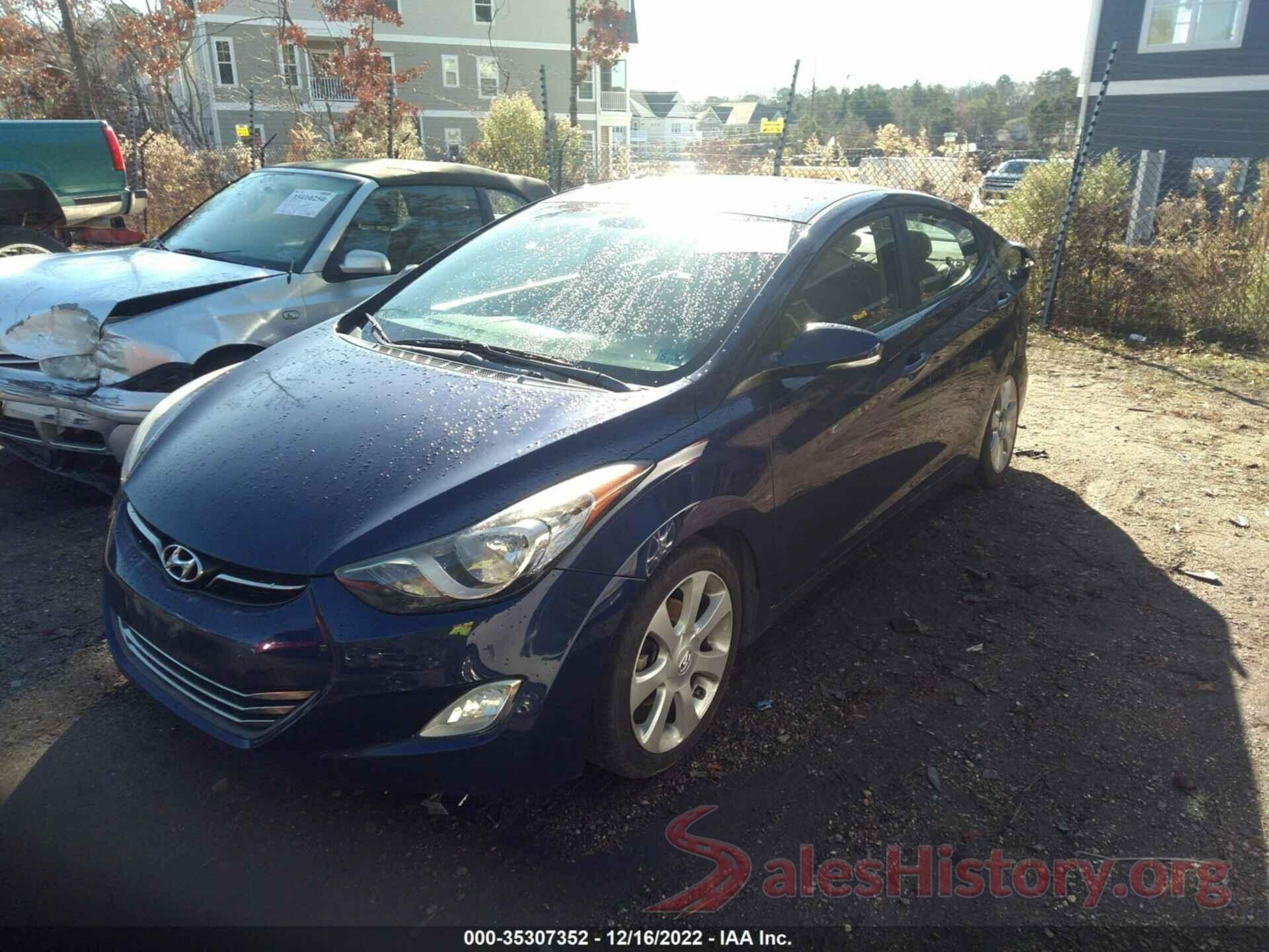 5NPDH4AE0DH203765 2013 HYUNDAI ELANTRA