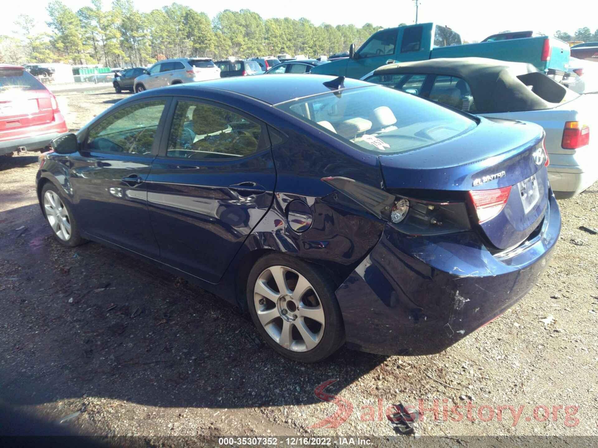 5NPDH4AE0DH203765 2013 HYUNDAI ELANTRA