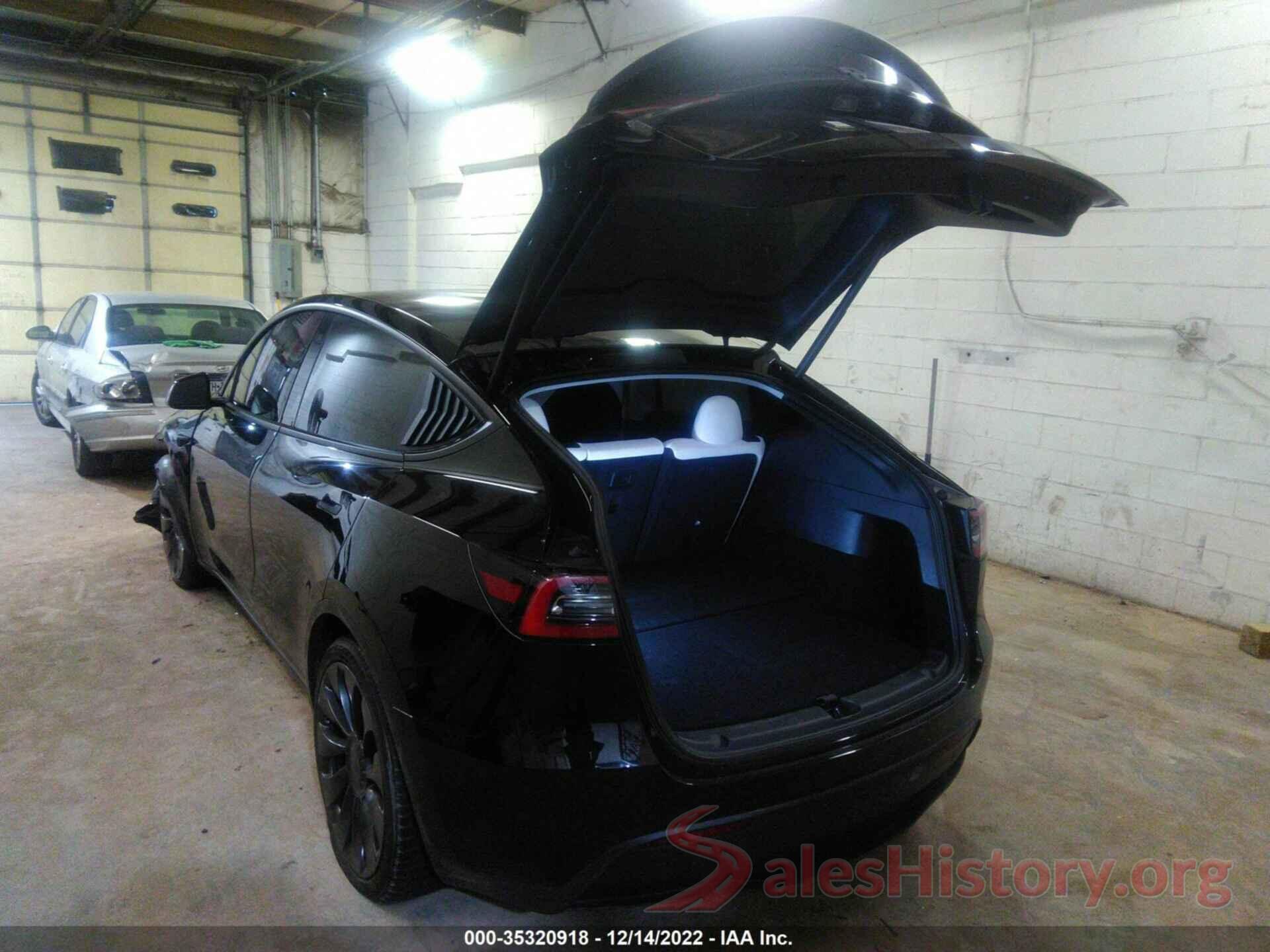 7SAYGDEF0NF411252 2022 TESLA MODEL Y