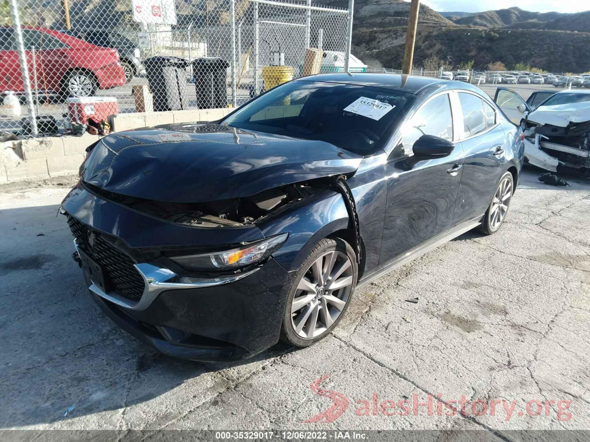 3MZBPAAL8KM111637 2019 MAZDA MAZDA3 SEDAN