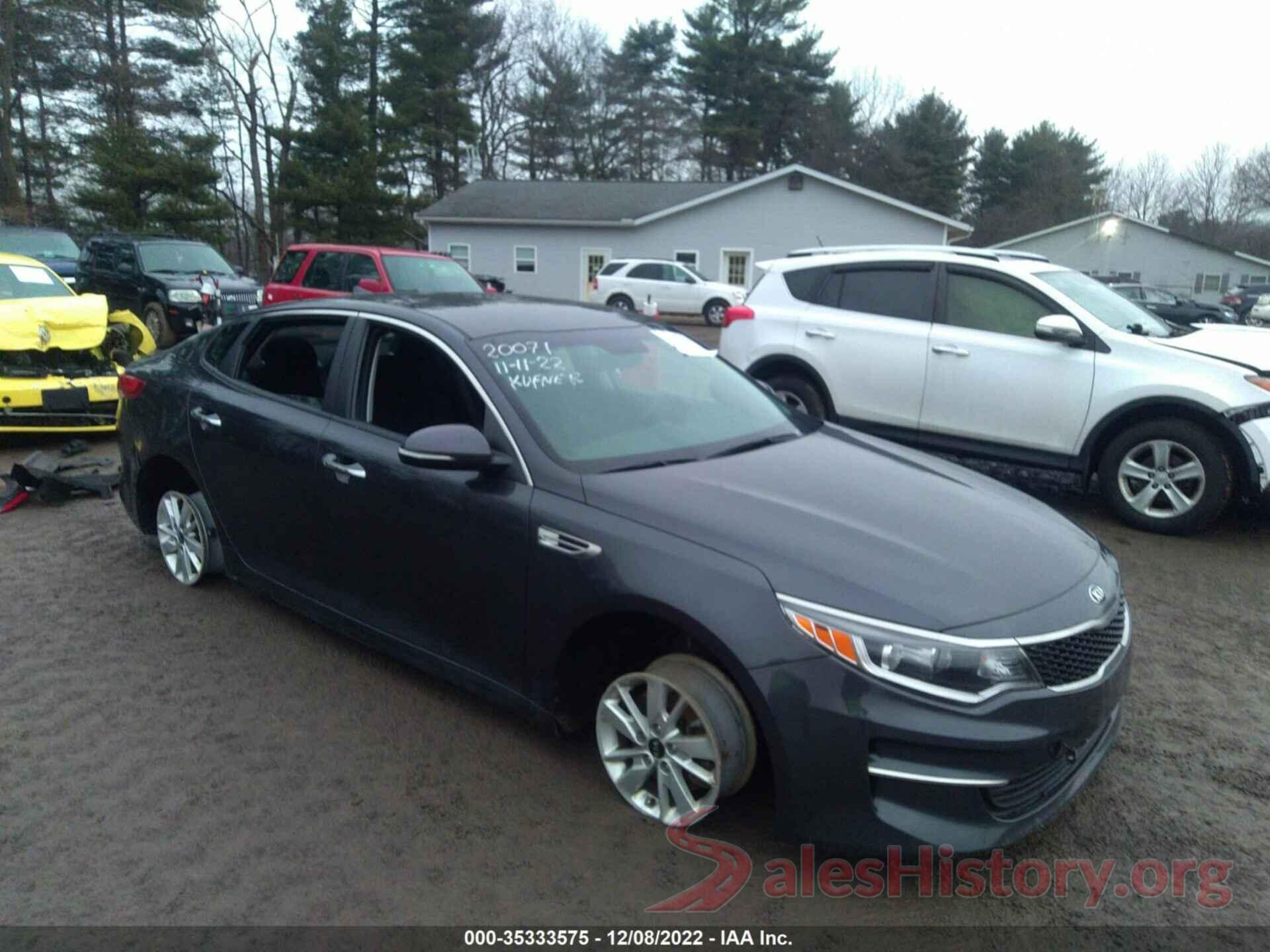 KNAGT4L3XH5179212 2017 KIA OPTIMA