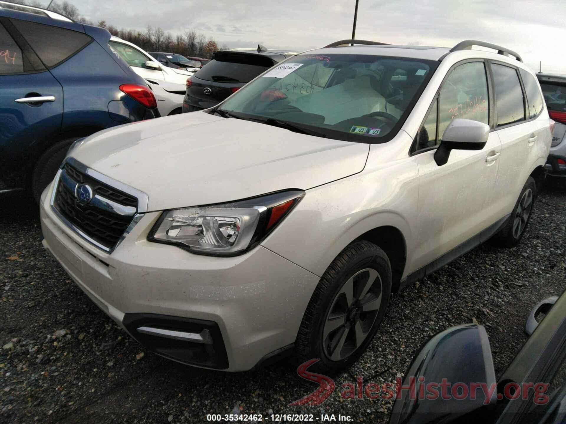 JF2SJAGC8JH573342 2018 SUBARU FORESTER