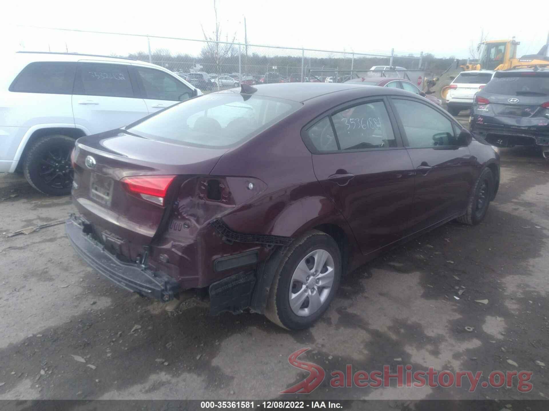 3KPFK4A70JE270488 2018 KIA FORTE