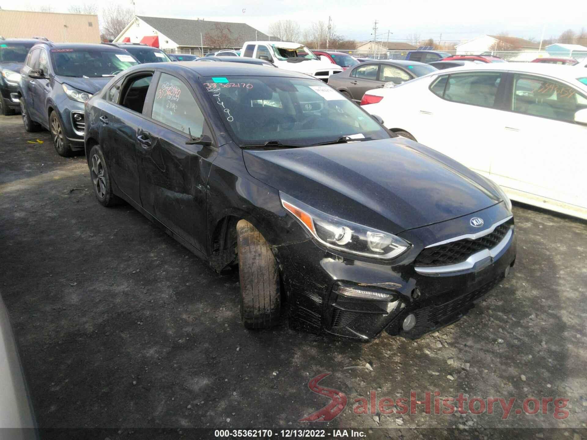 3KPF24AD1KE055175 2019 KIA FORTE