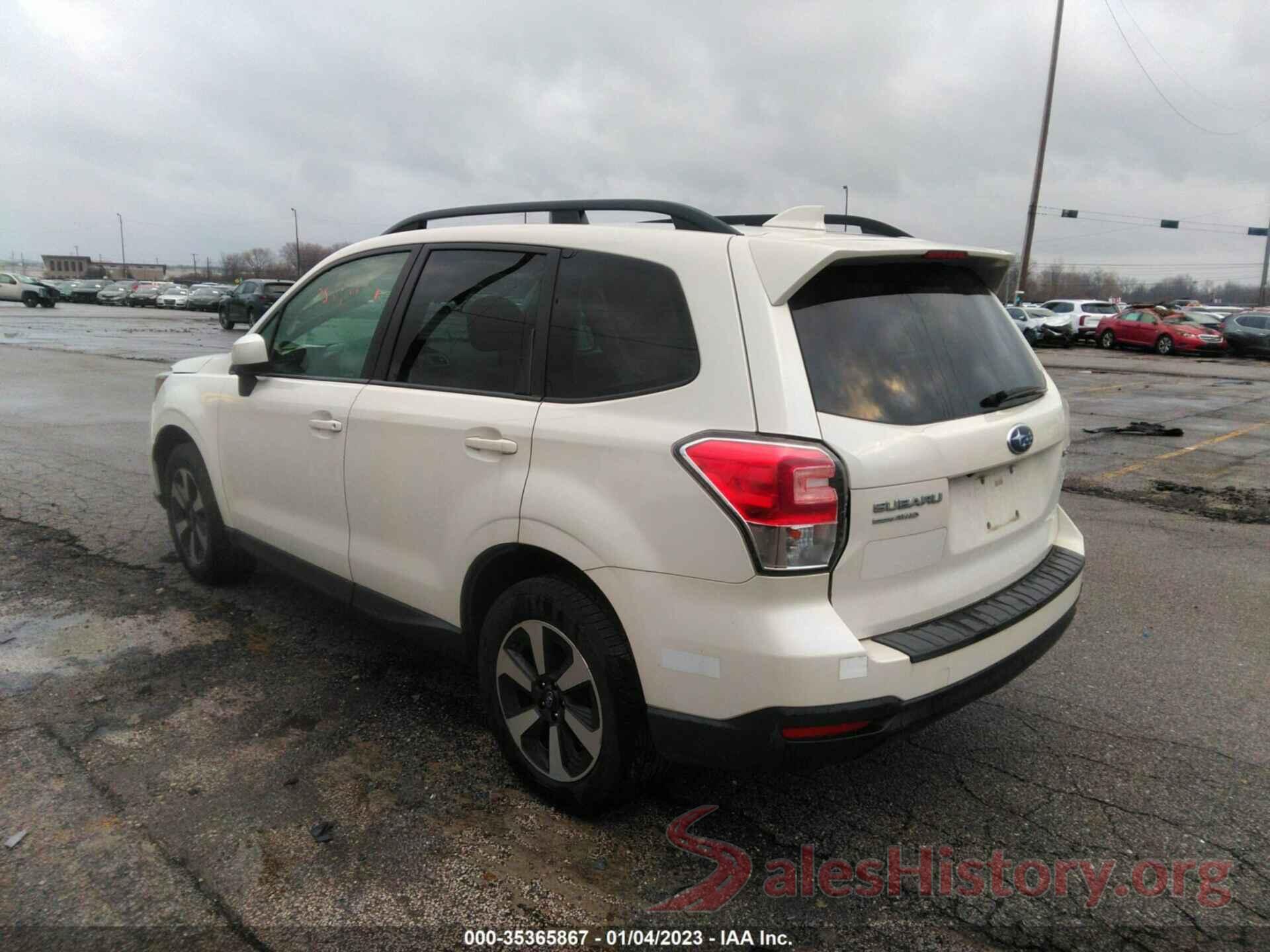 JF2SJAGC1JH543745 2018 SUBARU FORESTER