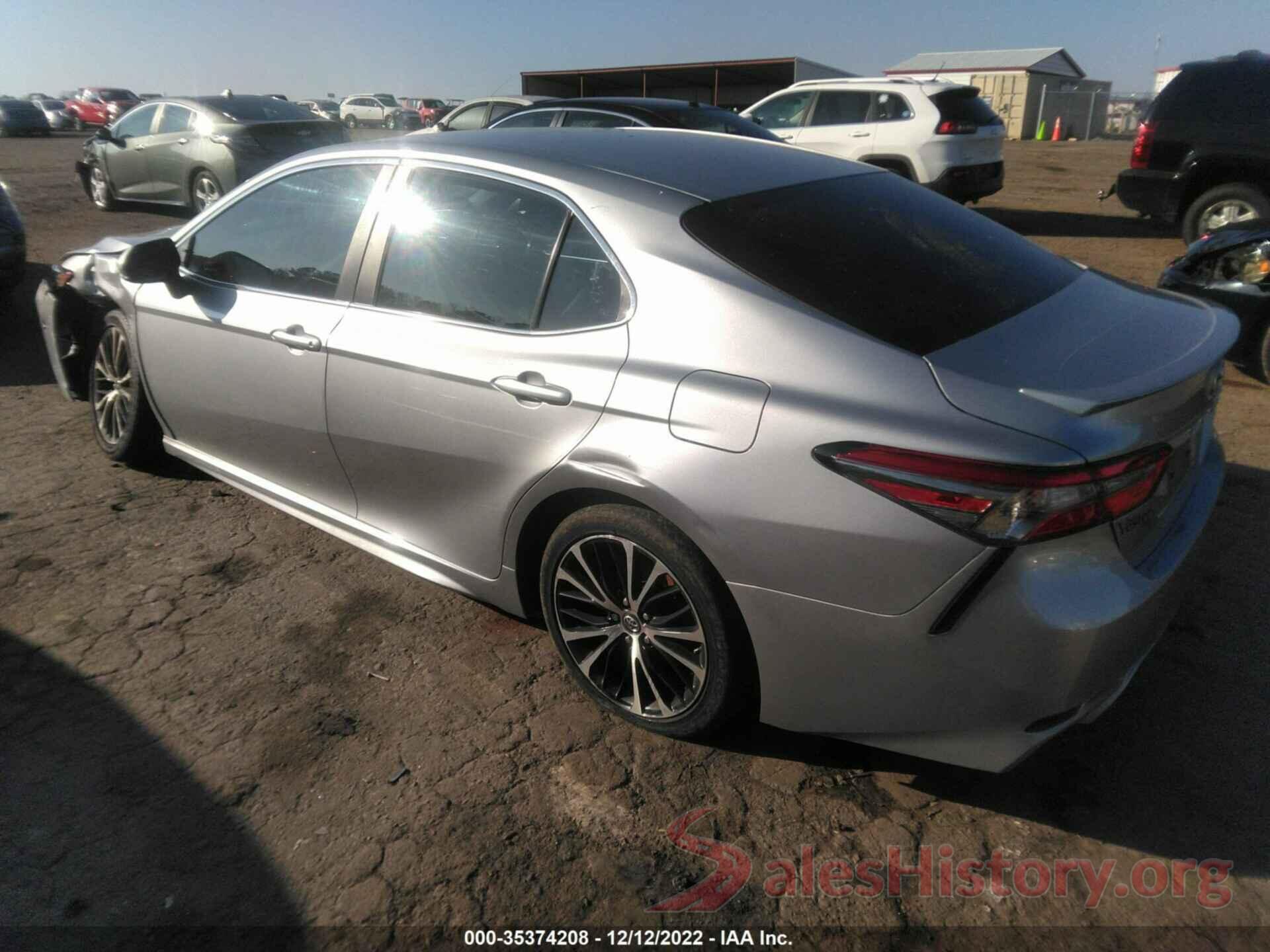 4T1B11HK3JU139188 2018 TOYOTA CAMRY